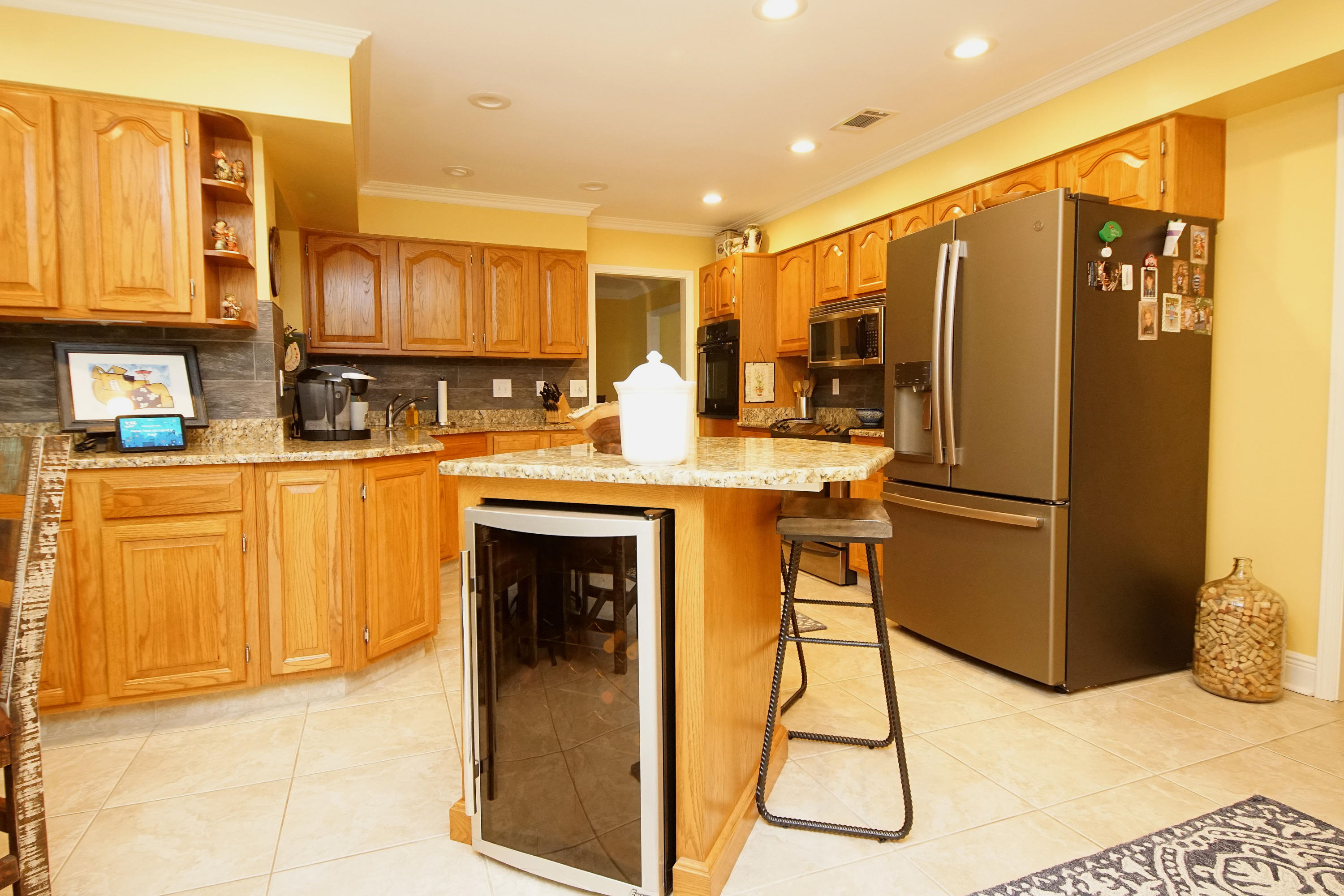 WINDWARD PH III BLUEWATER BAY - Residential