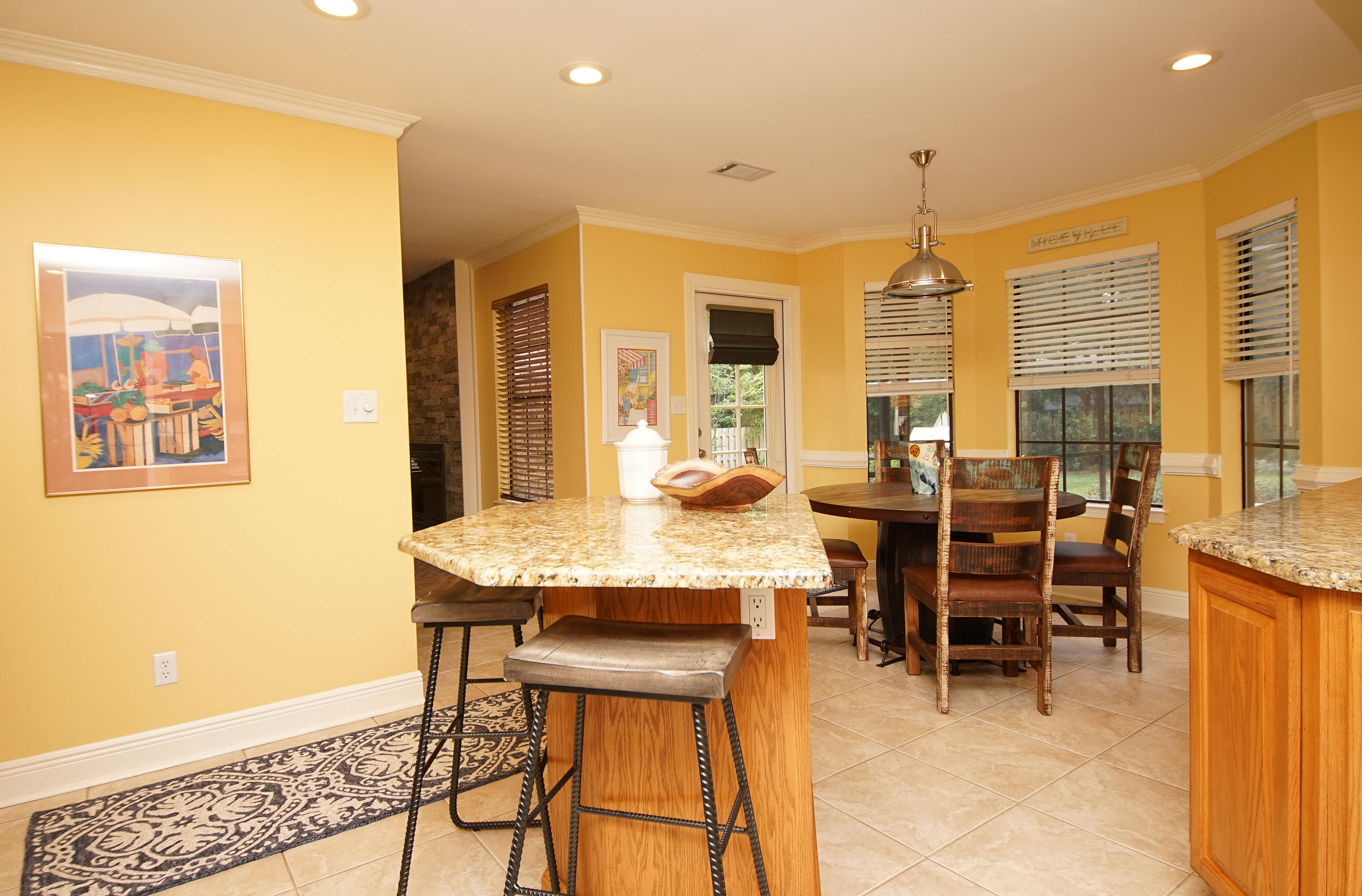 WINDWARD PH III BLUEWATER BAY - Residential