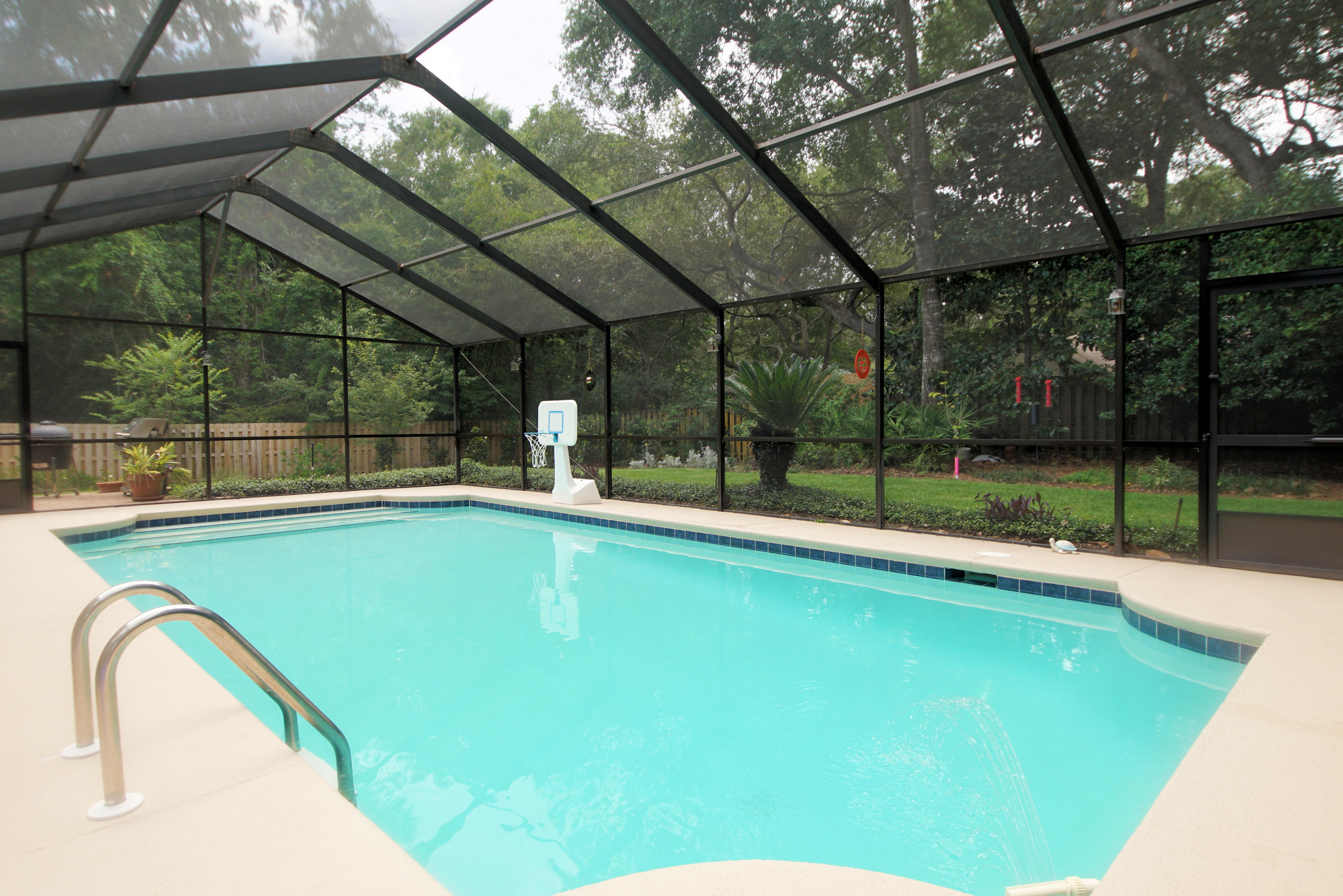 WINDWARD PH III BLUEWATER BAY - Residential