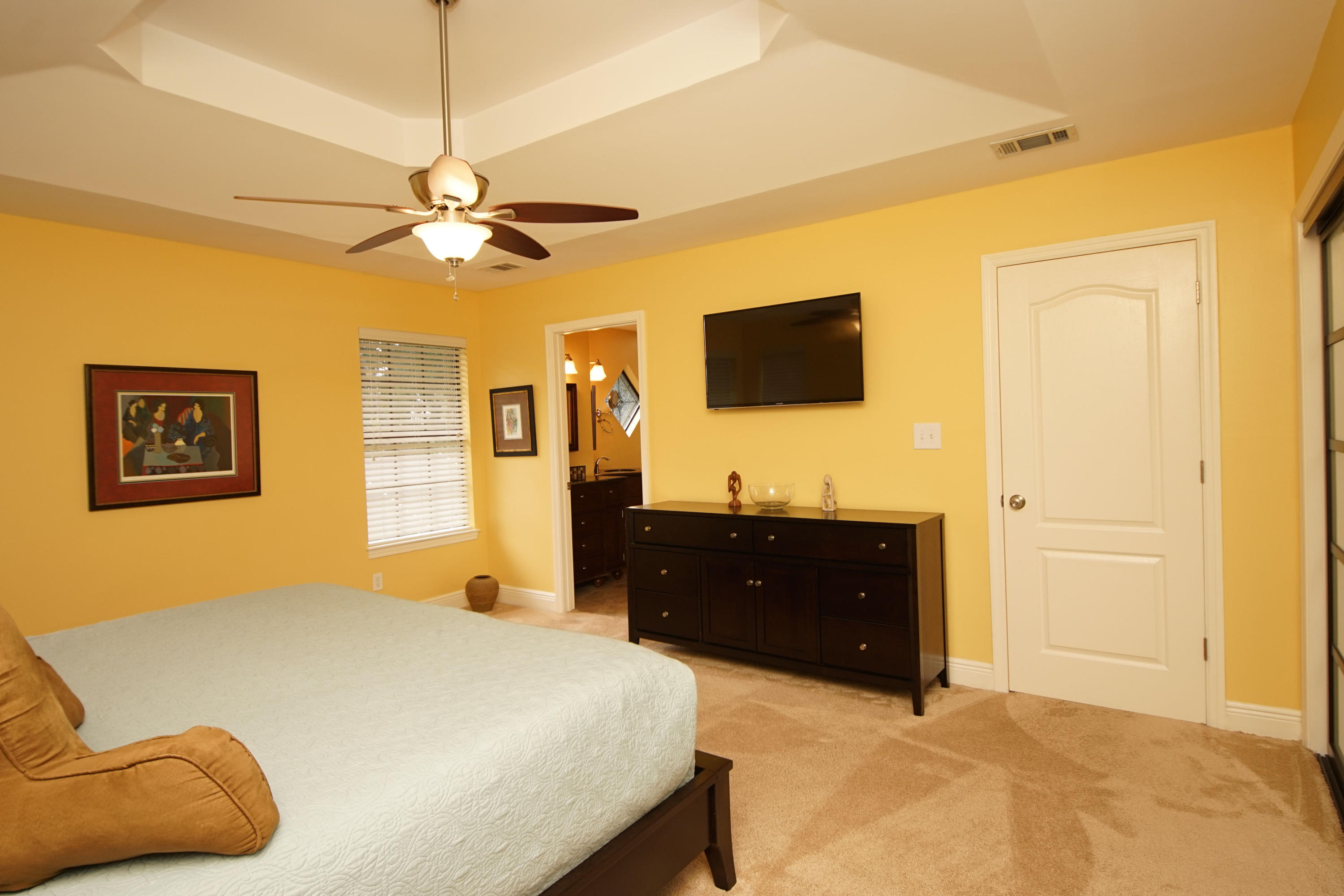 WINDWARD PH III BLUEWATER BAY - Residential