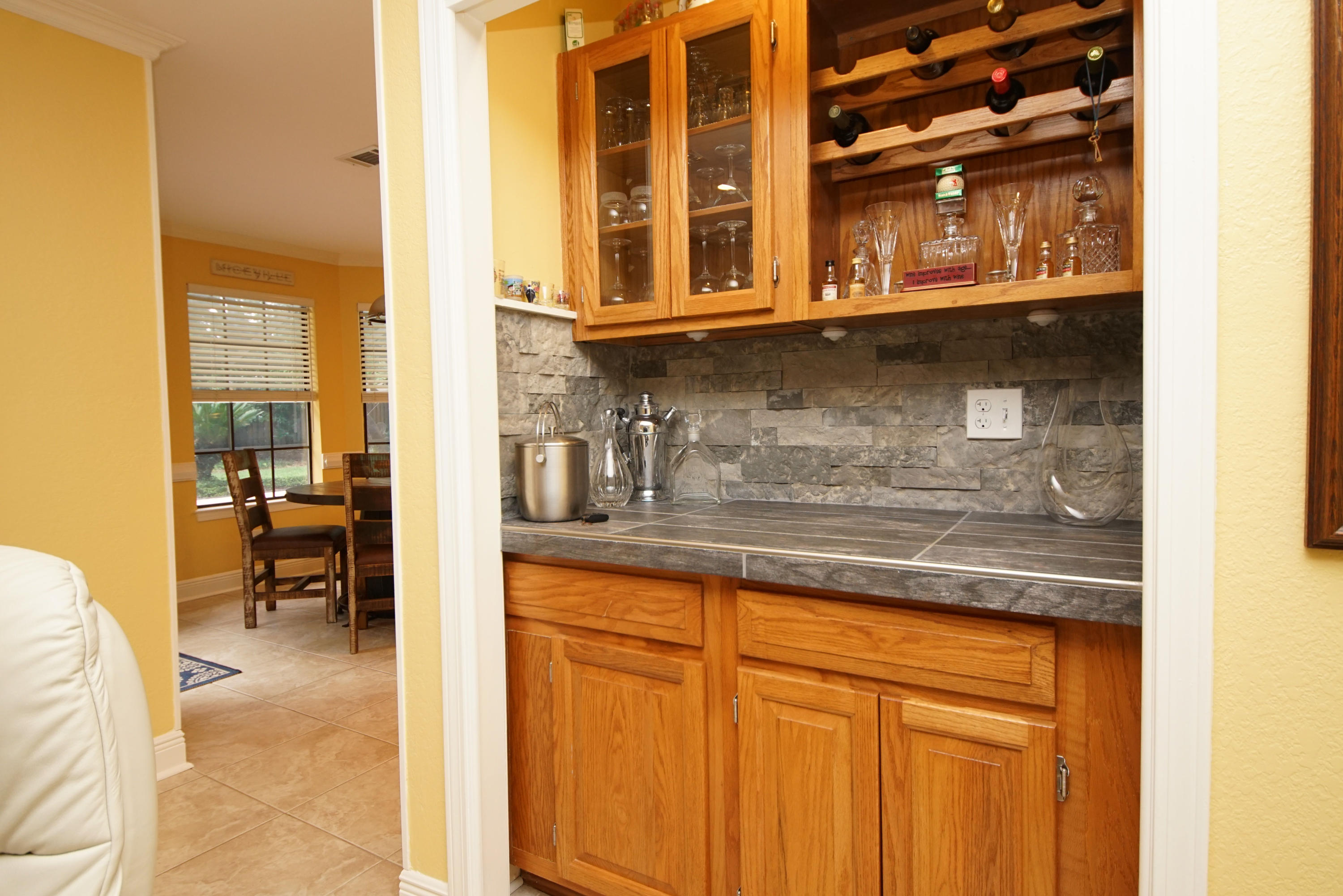 WINDWARD PH III BLUEWATER BAY - Residential