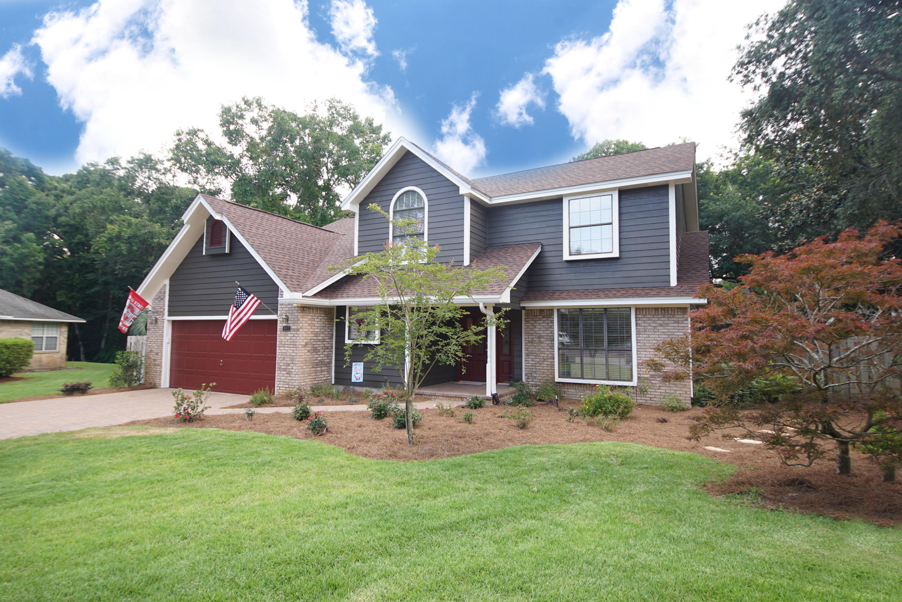 WINDWARD PH III BLUEWATER BAY - Residential