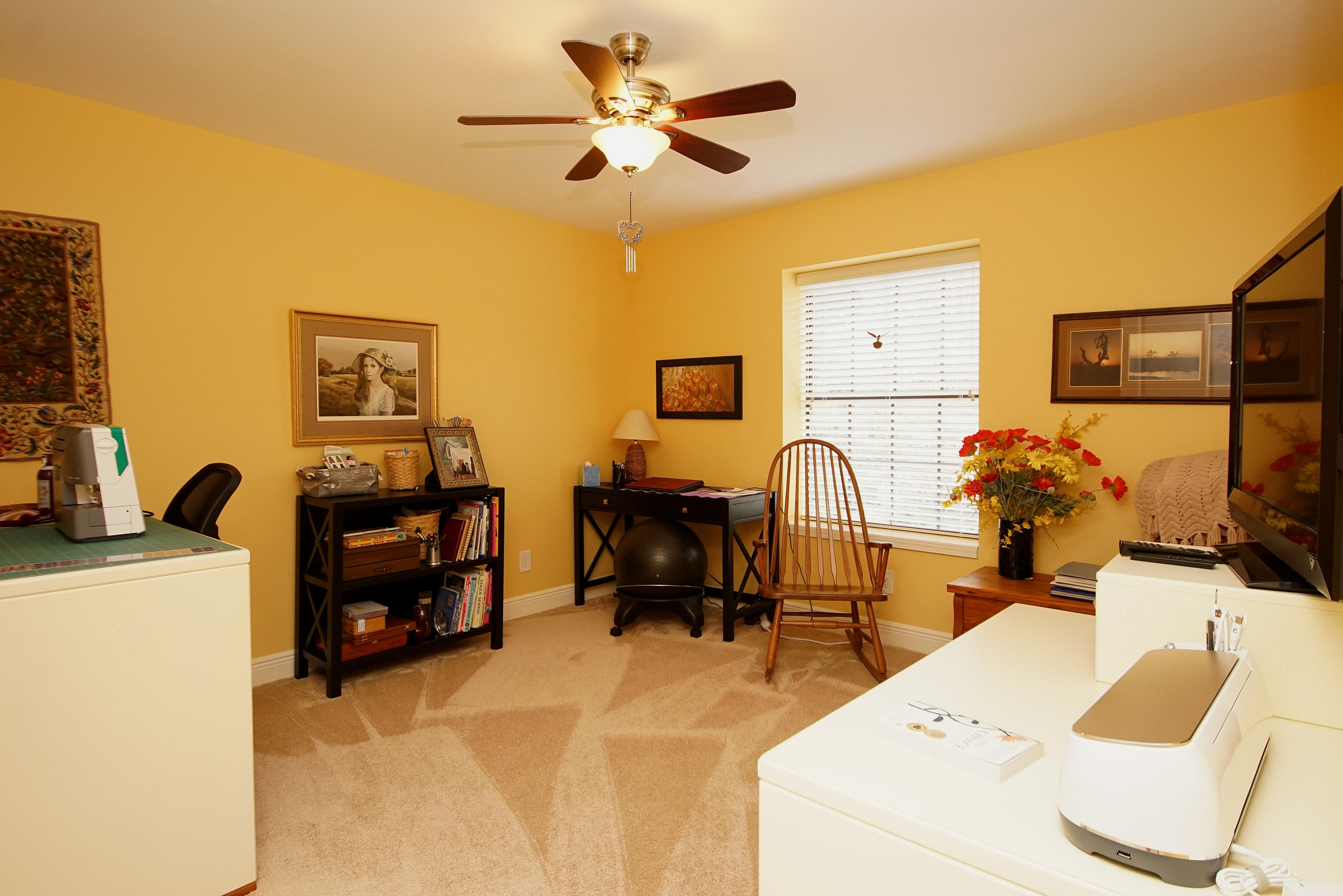 WINDWARD PH III BLUEWATER BAY - Residential