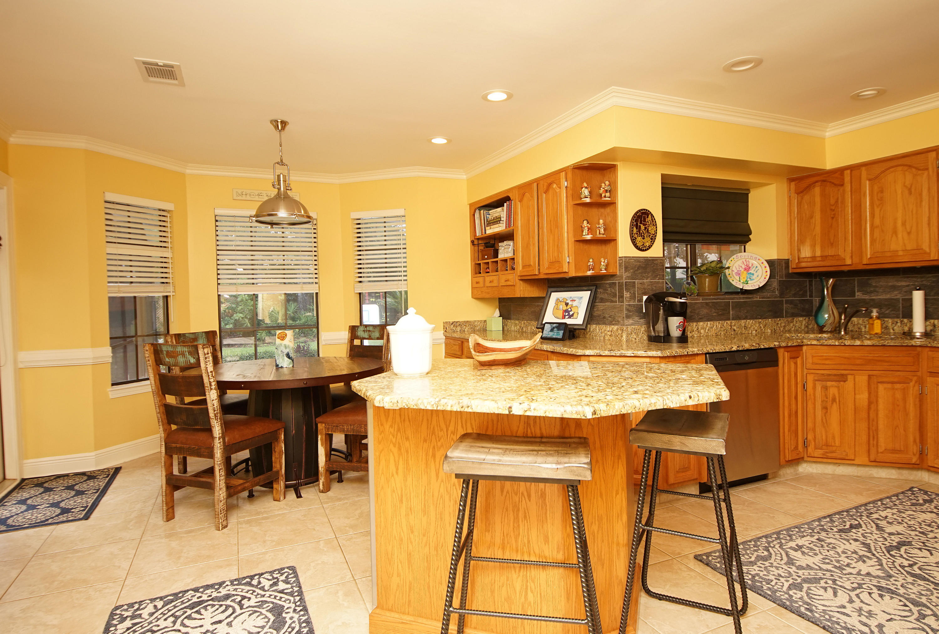 WINDWARD PH III BLUEWATER BAY - Residential