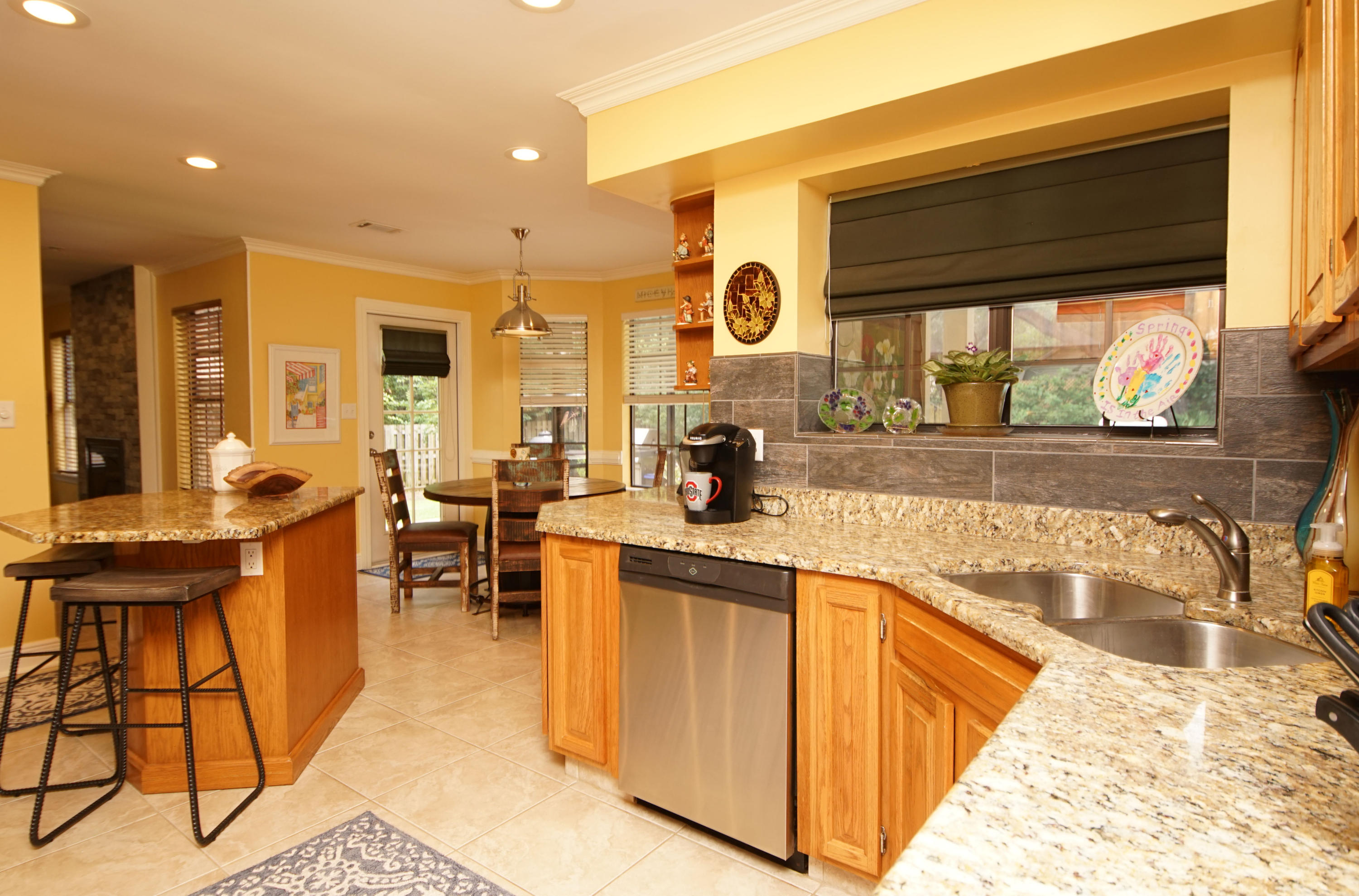 WINDWARD PH III BLUEWATER BAY - Residential