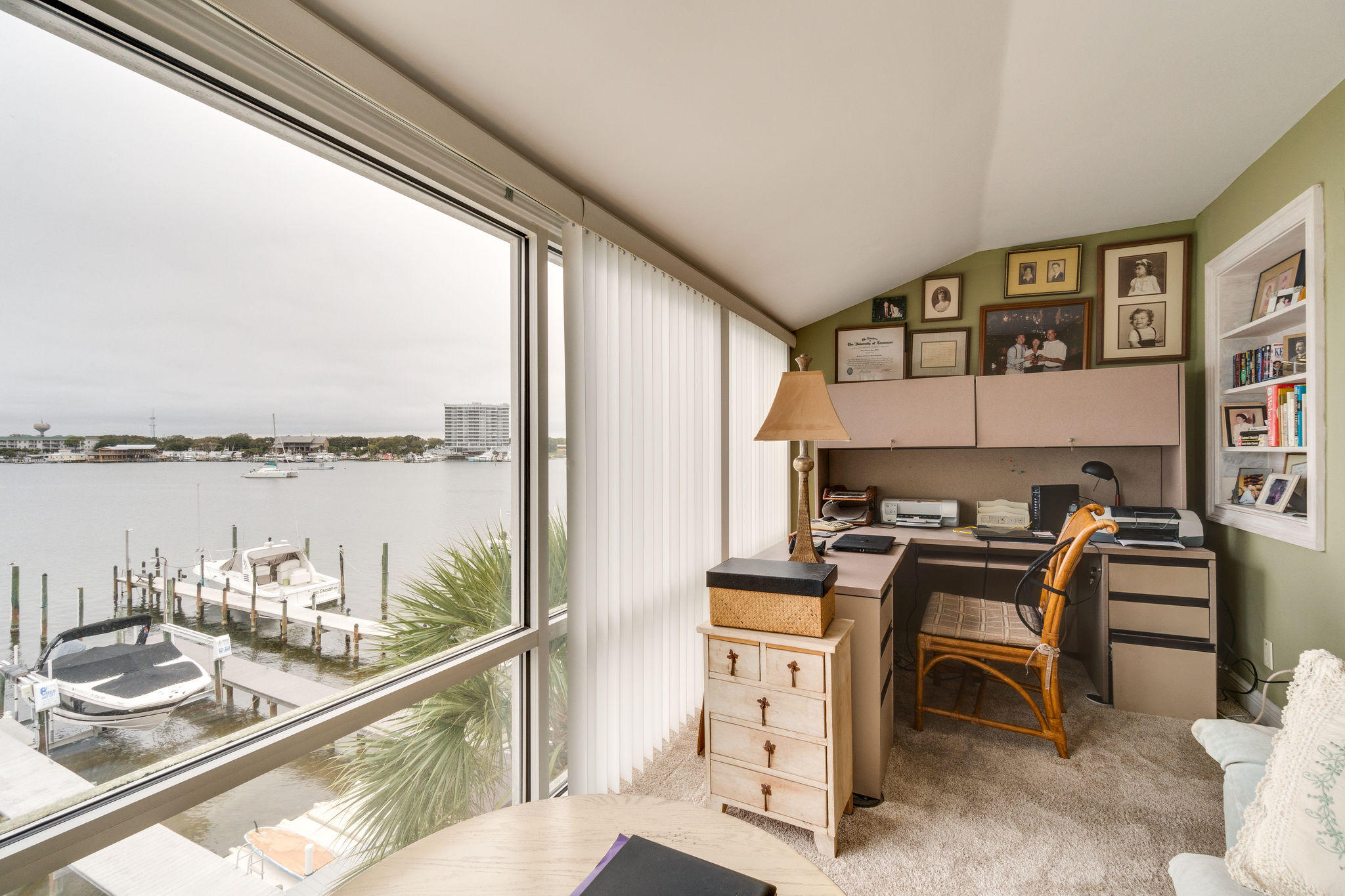 HOLIDAY ISLE - Residential