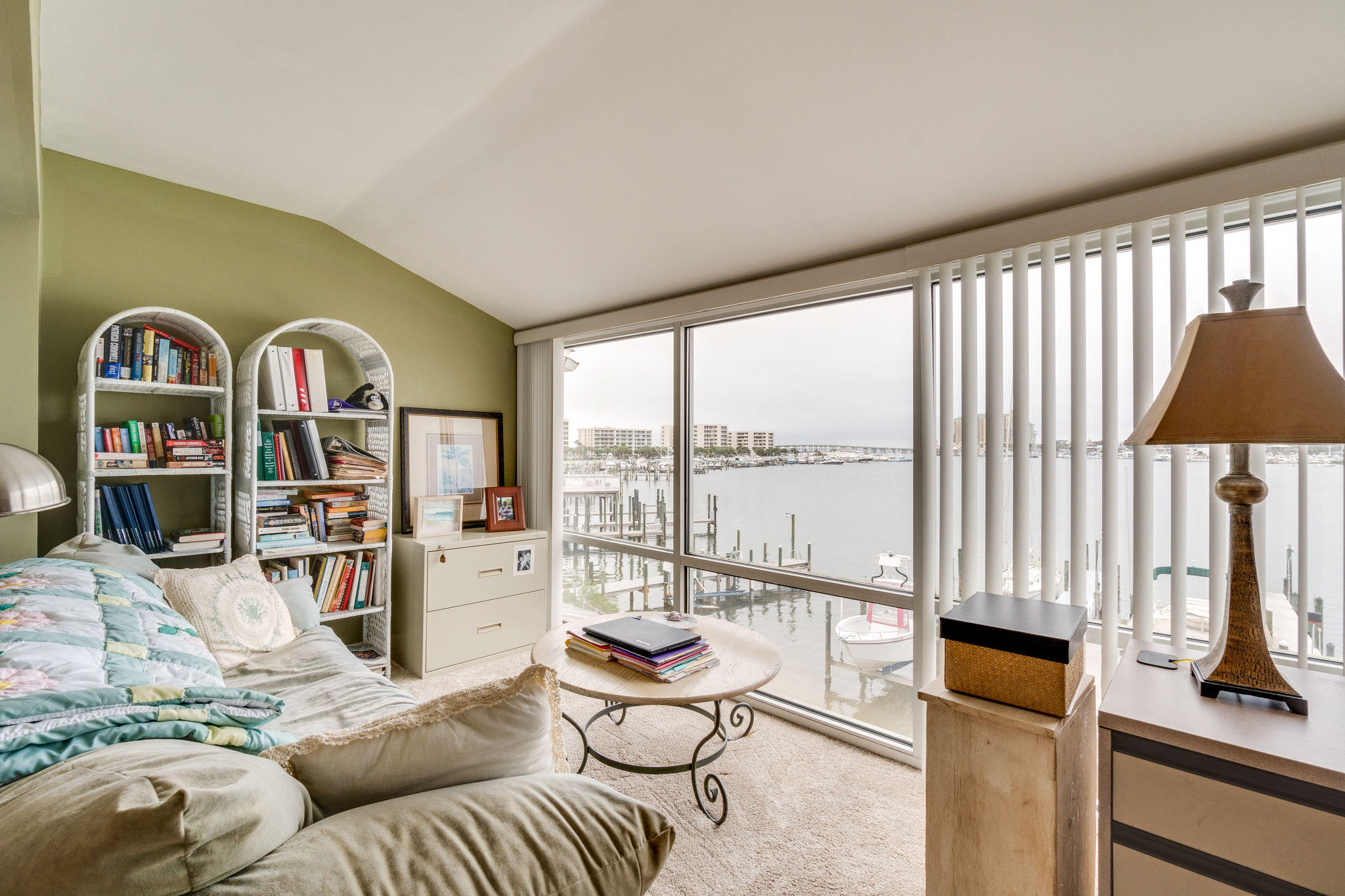 HOLIDAY ISLE - Residential