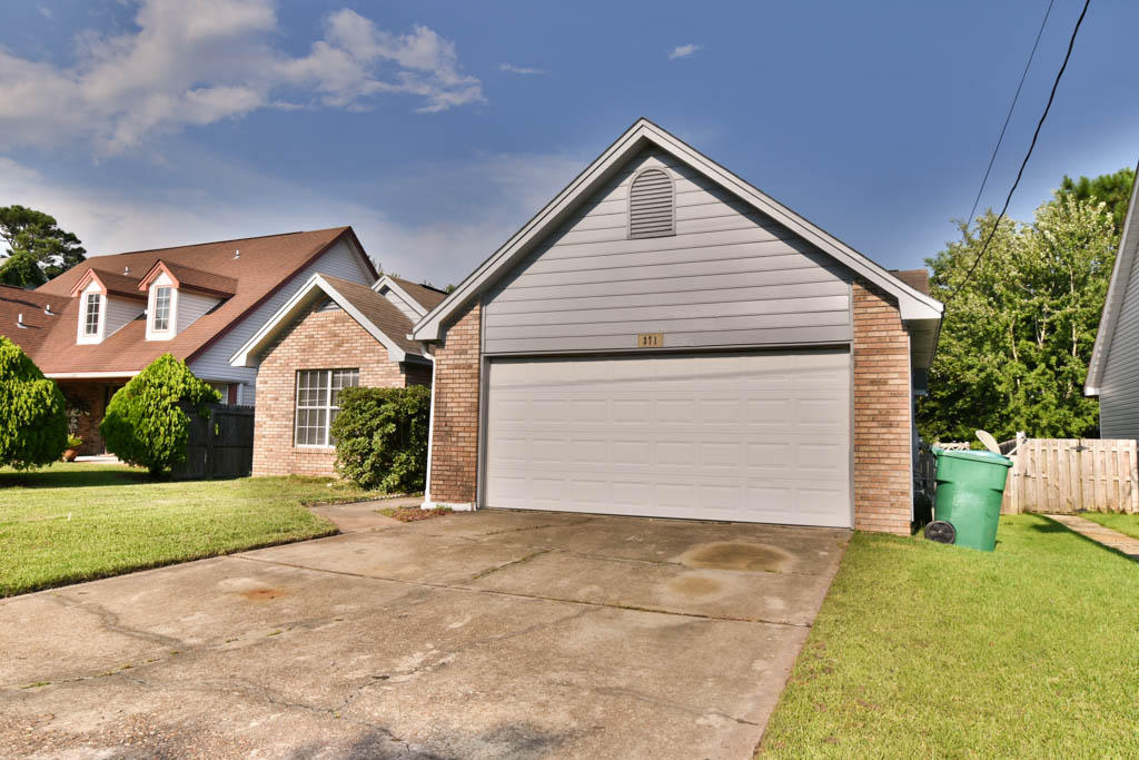 BROOKWOOD ESTATES - Residential