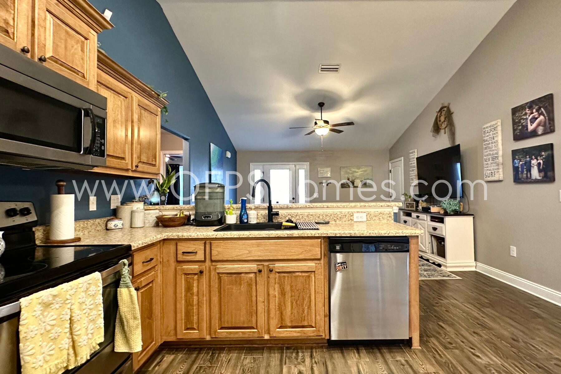 PLANTATION WOODS - Residential Lease