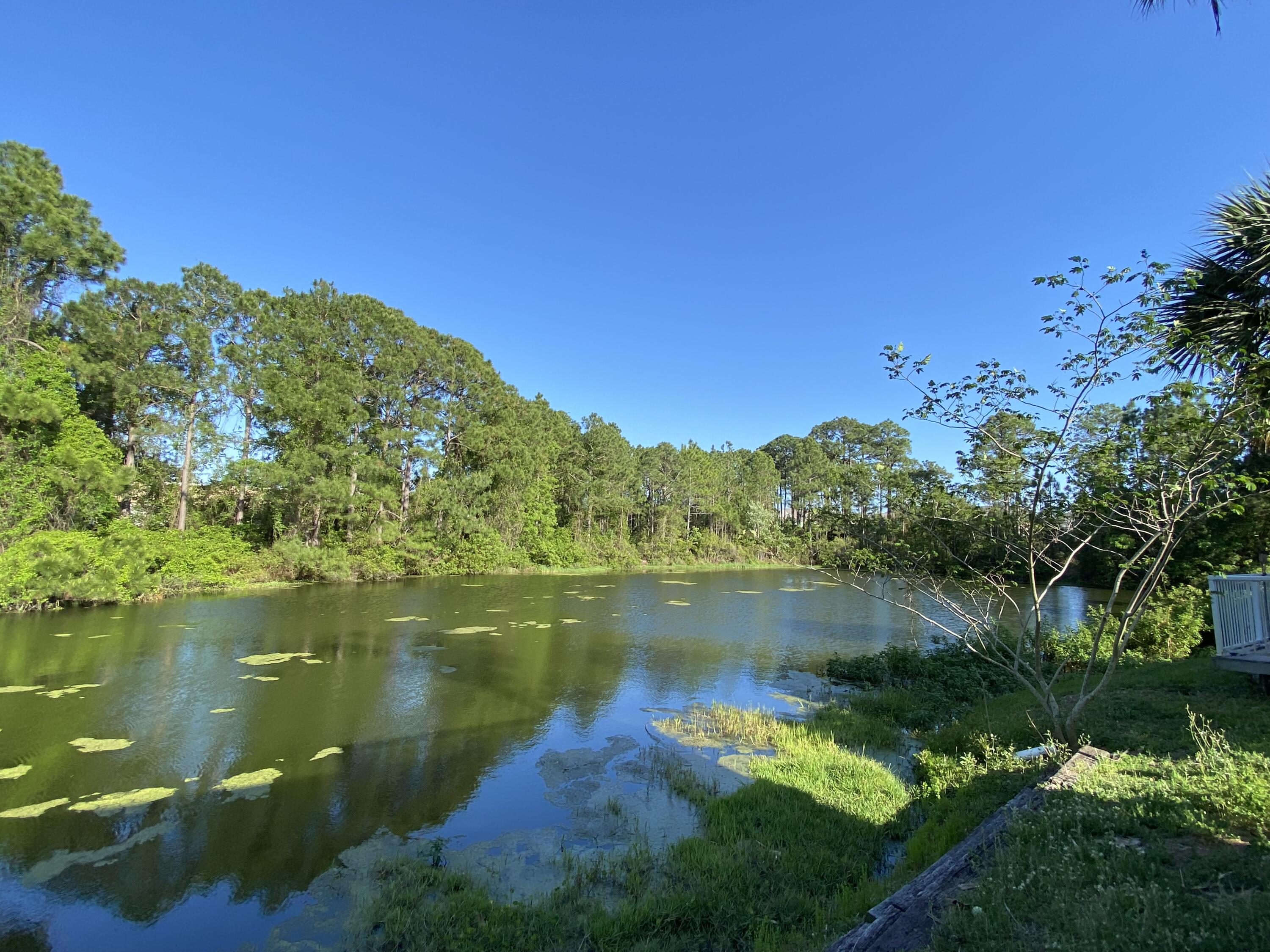 TWIN LAKES ESTATES - Residential