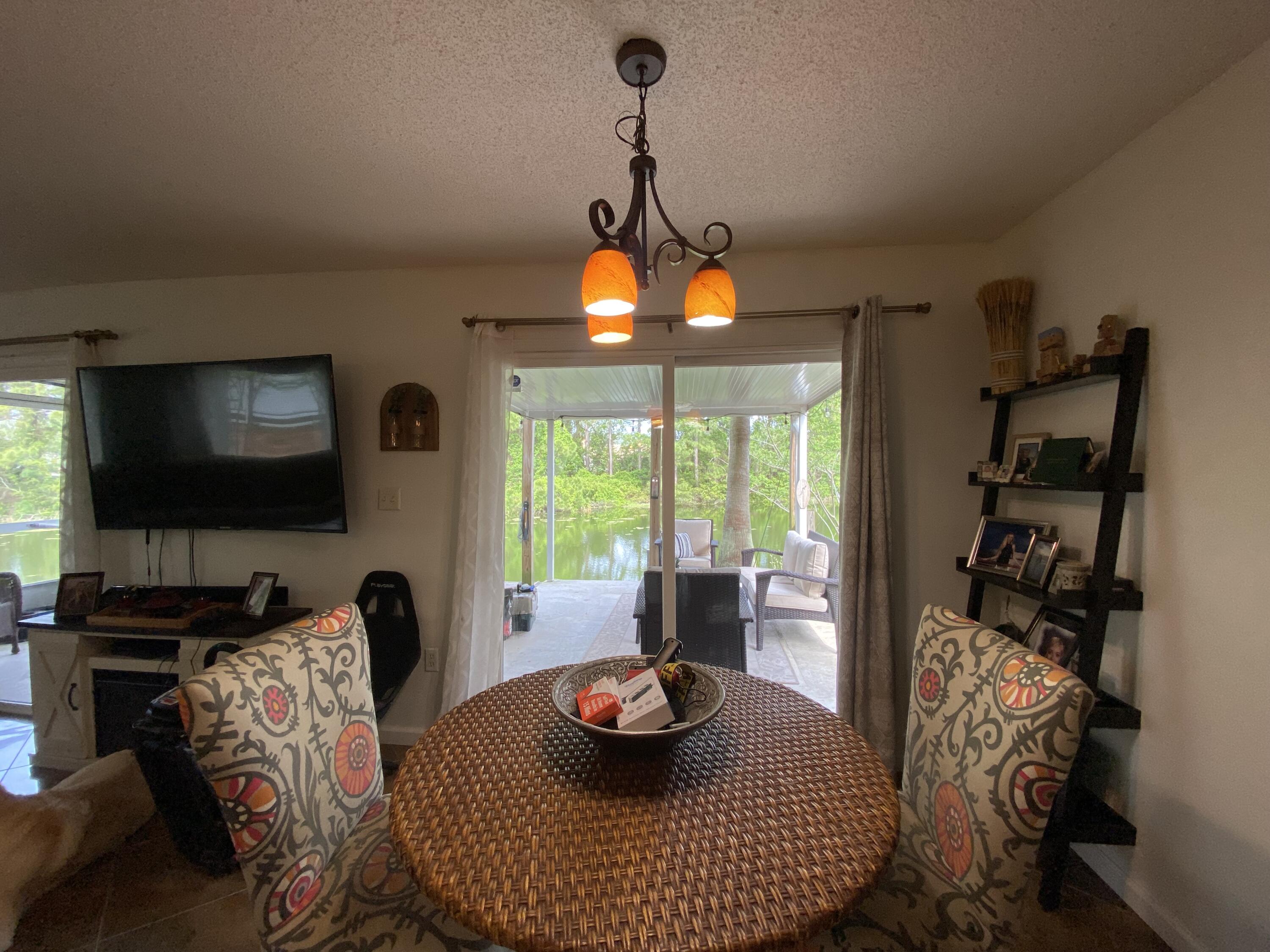 TWIN LAKES ESTATES - Residential