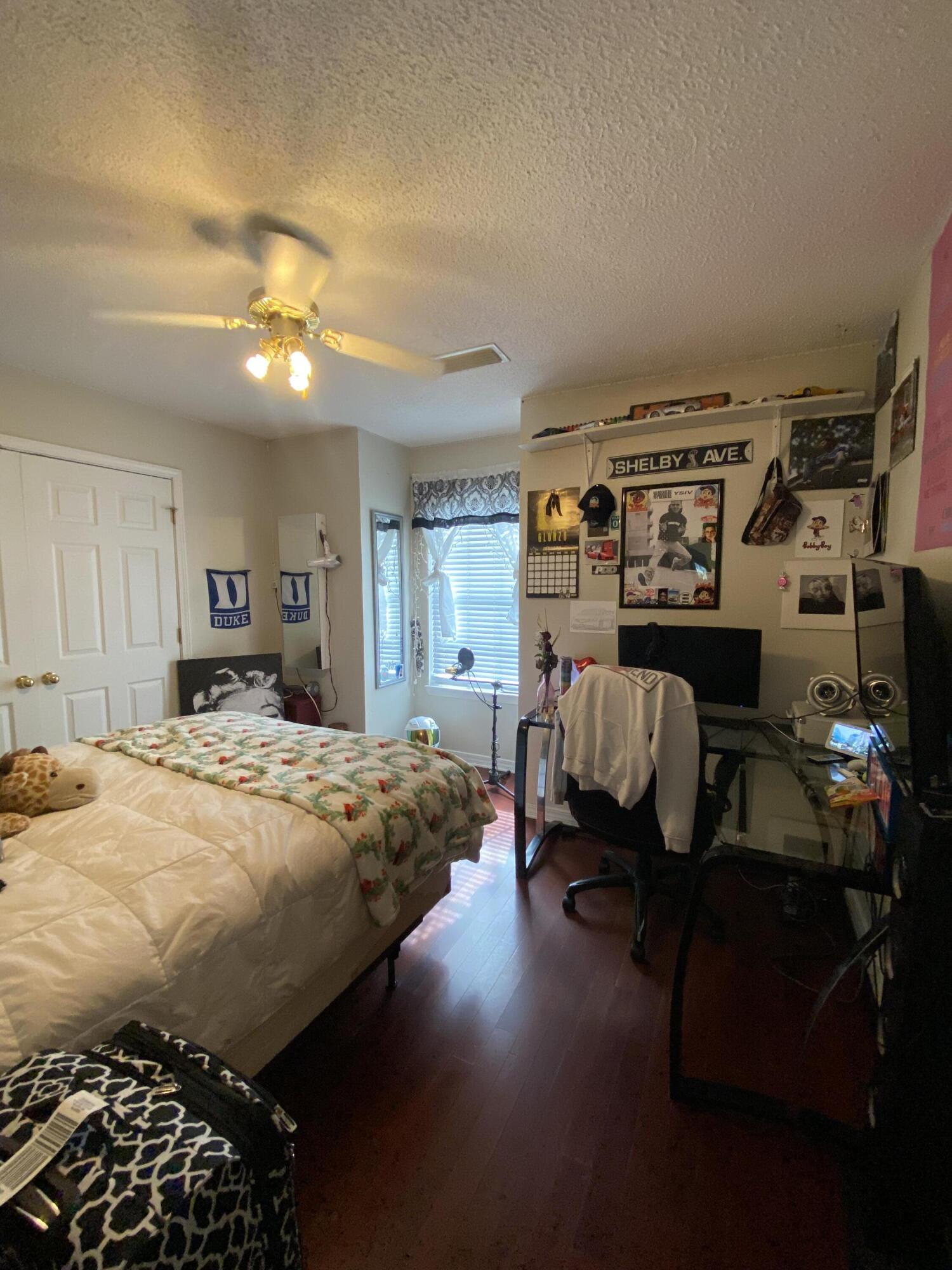 TWIN LAKES ESTATES - Residential