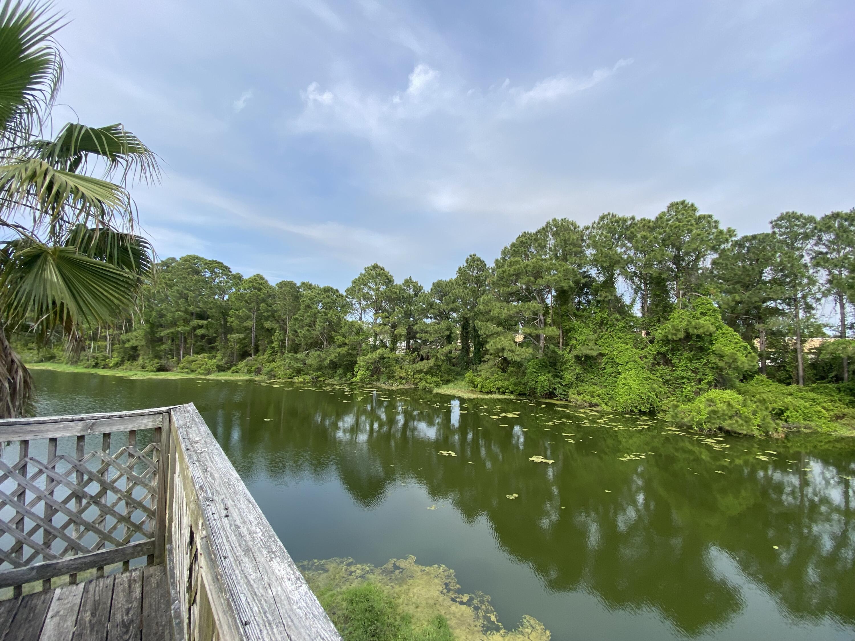 TWIN LAKES ESTATES - Residential