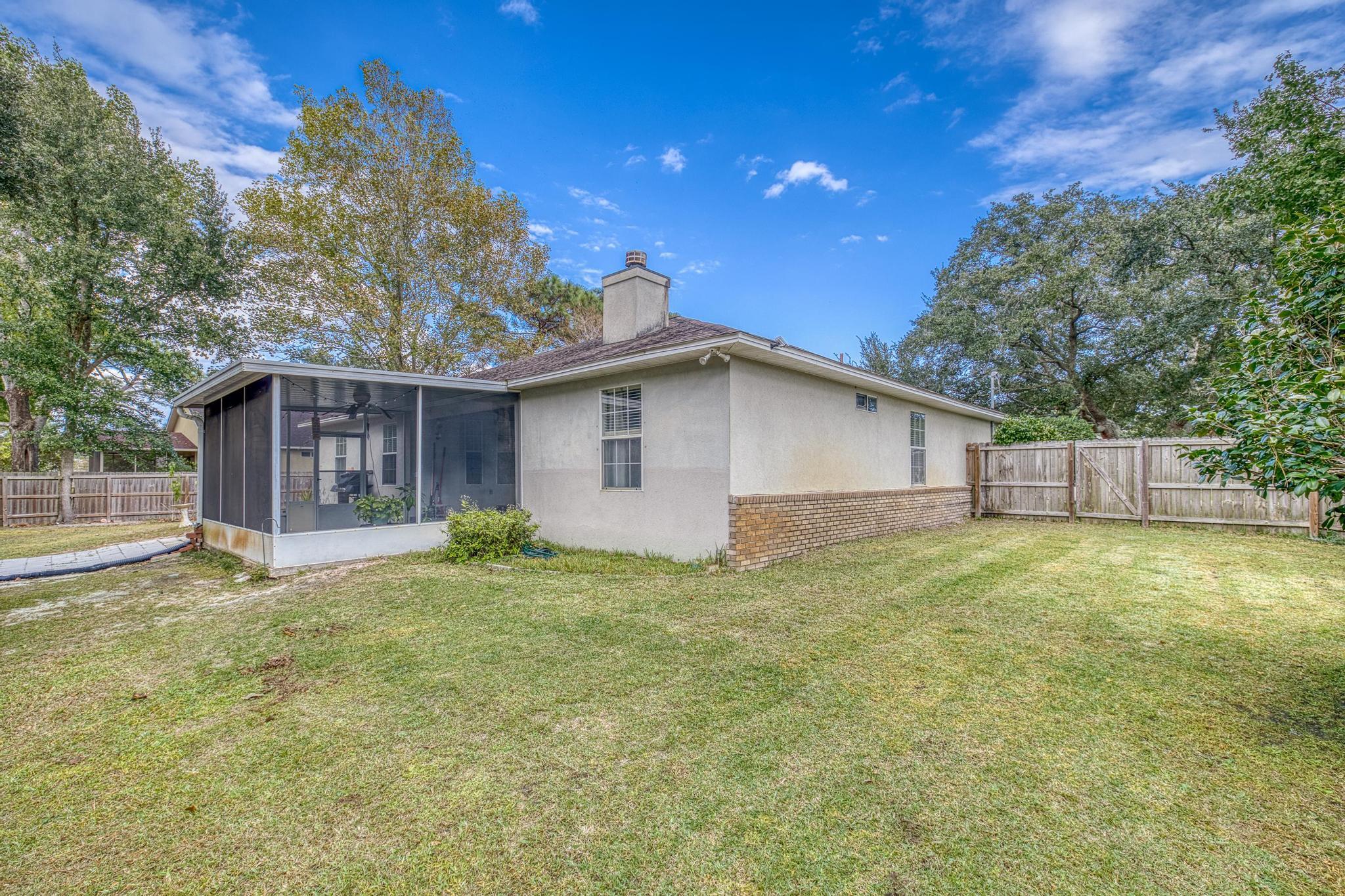 HOLLEY BY THE SEA - Residential