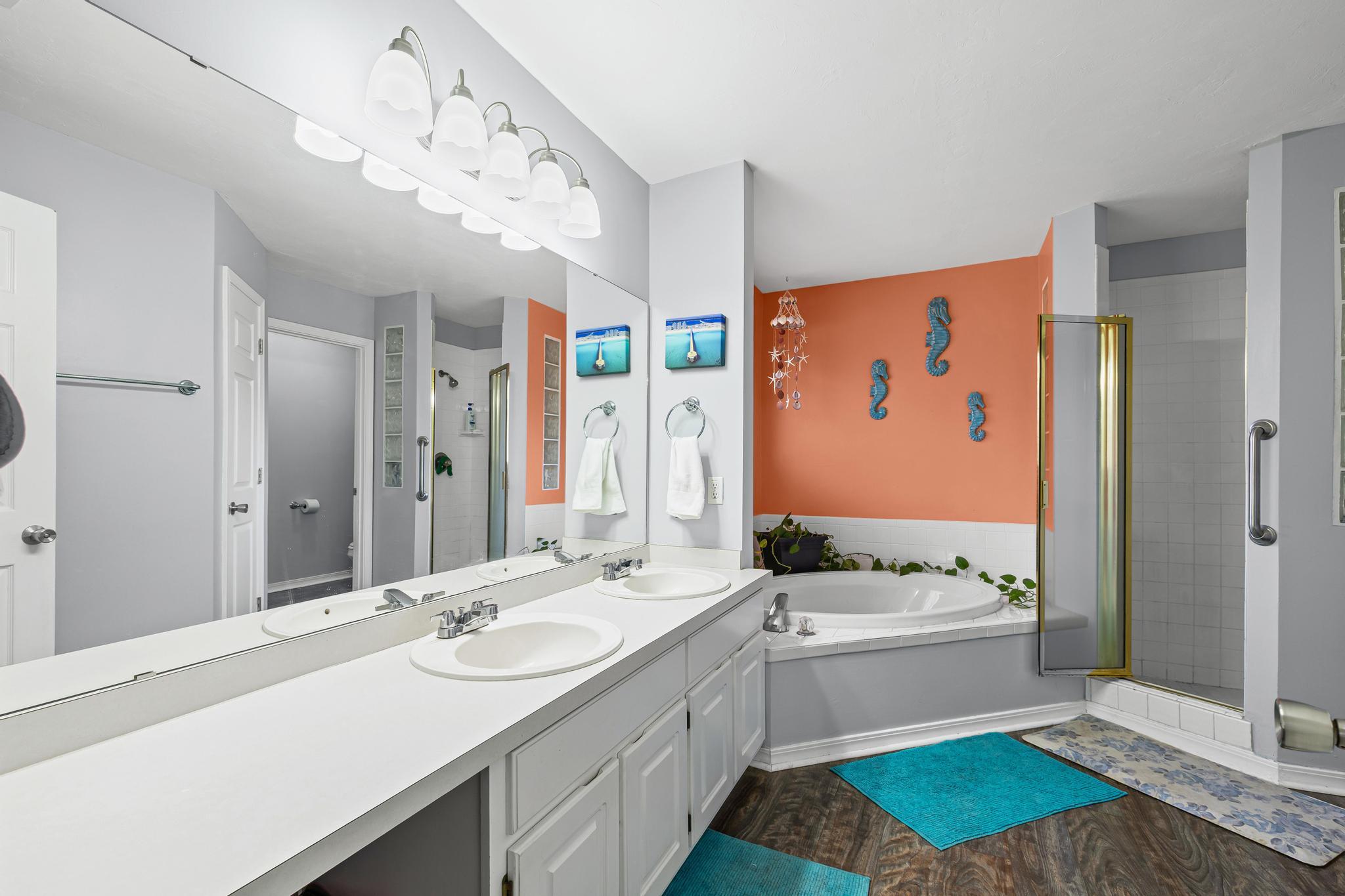 HOLLEY BY THE SEA - Residential