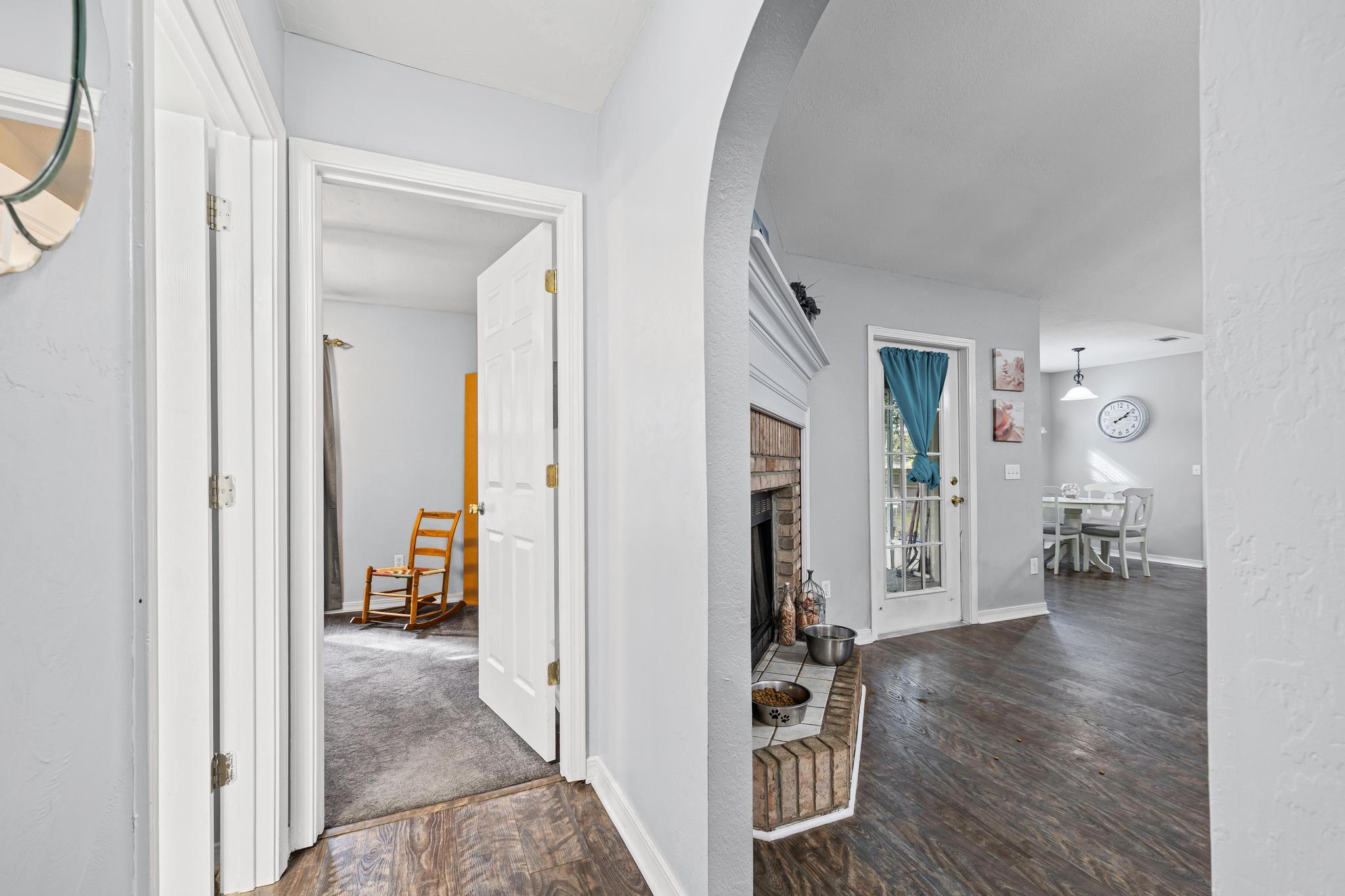 HOLLEY BY THE SEA - Residential