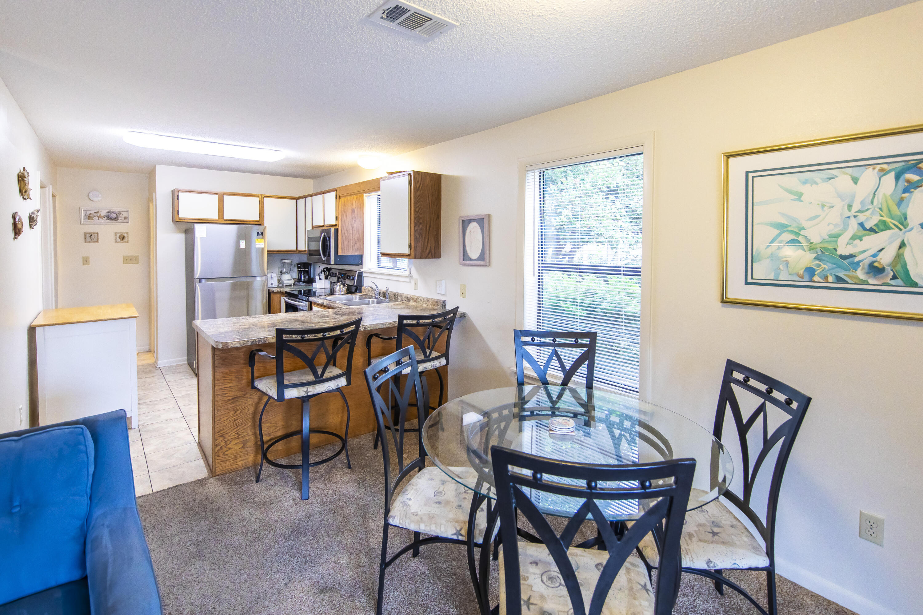 BEACHWOOD VILLAS CONDO PH 2 - Residential