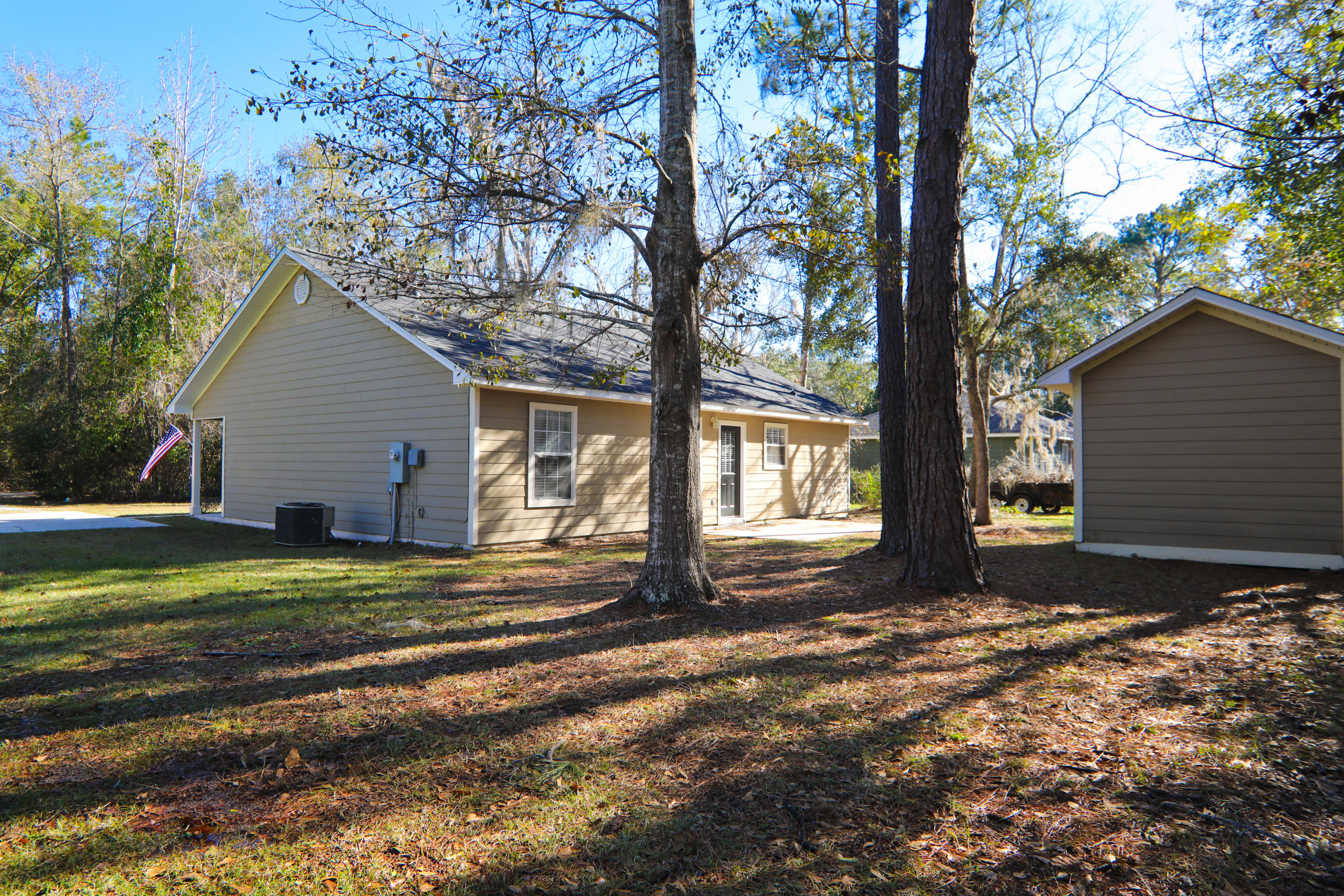 NO RECORDED SUBDIVISION - Residential