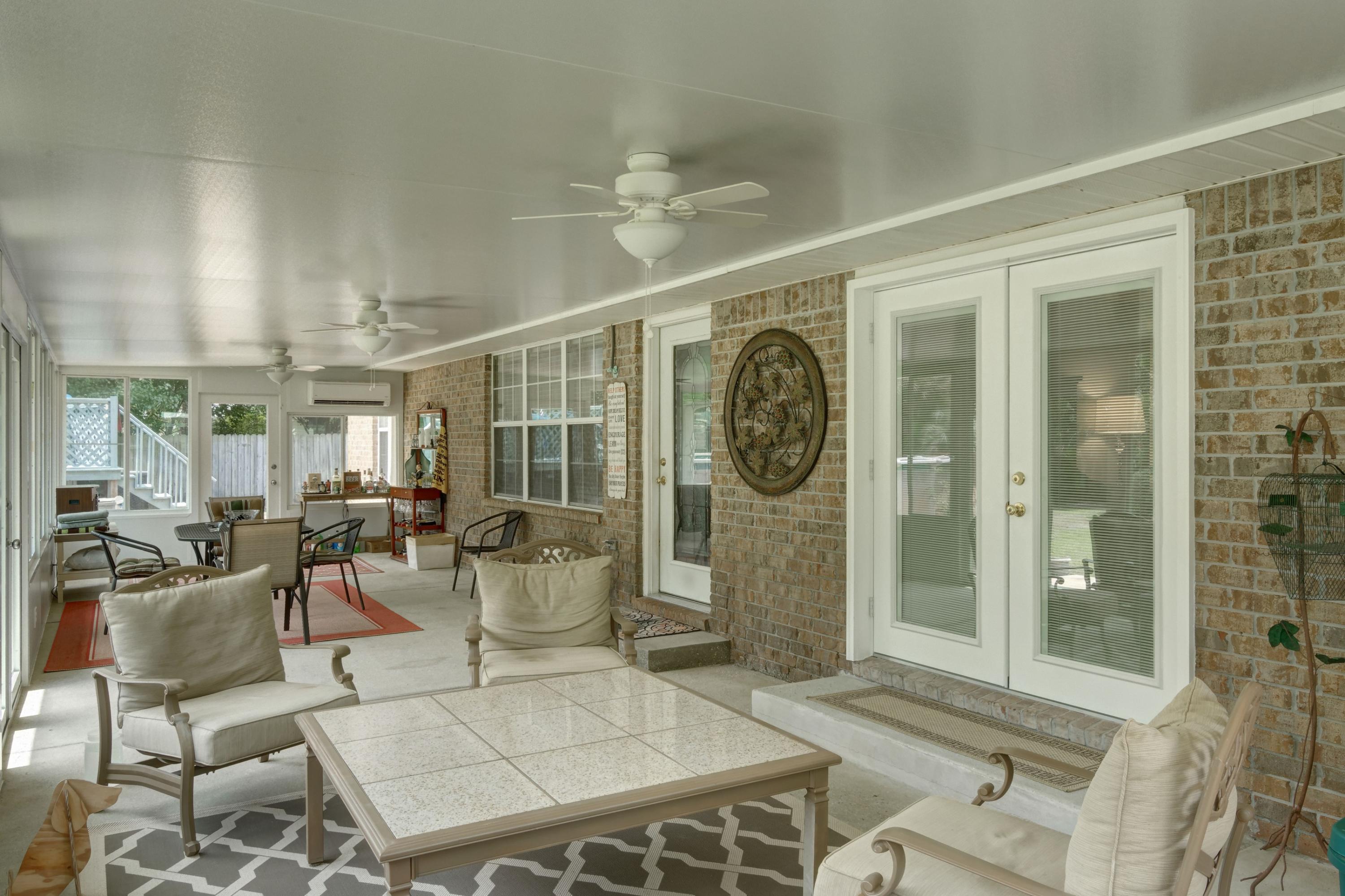 MARION MANOR - Residential