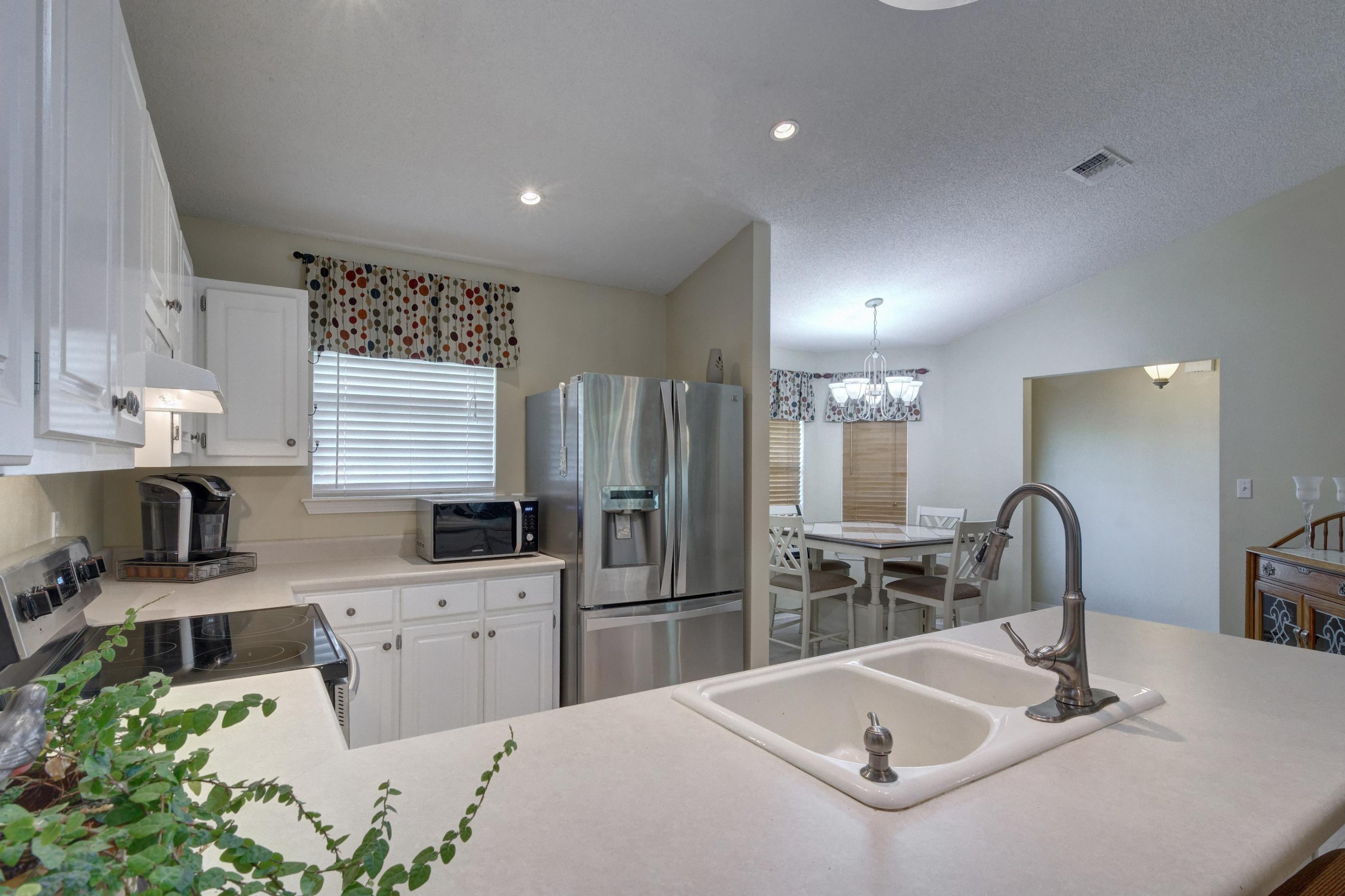 MARION MANOR - Residential