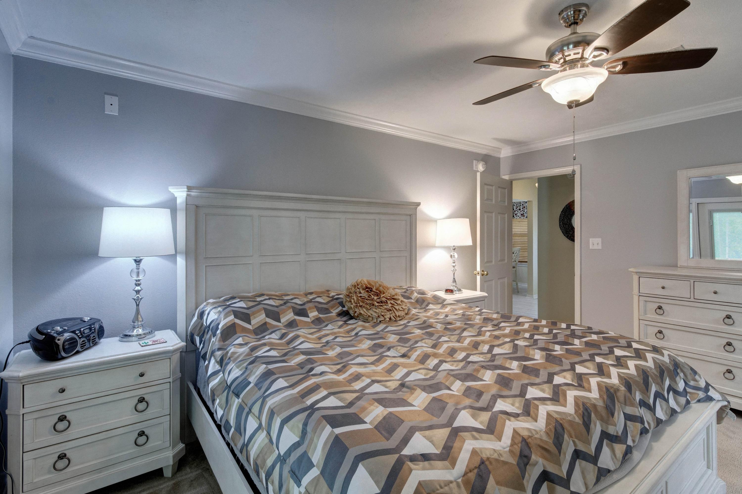 MARION MANOR - Residential