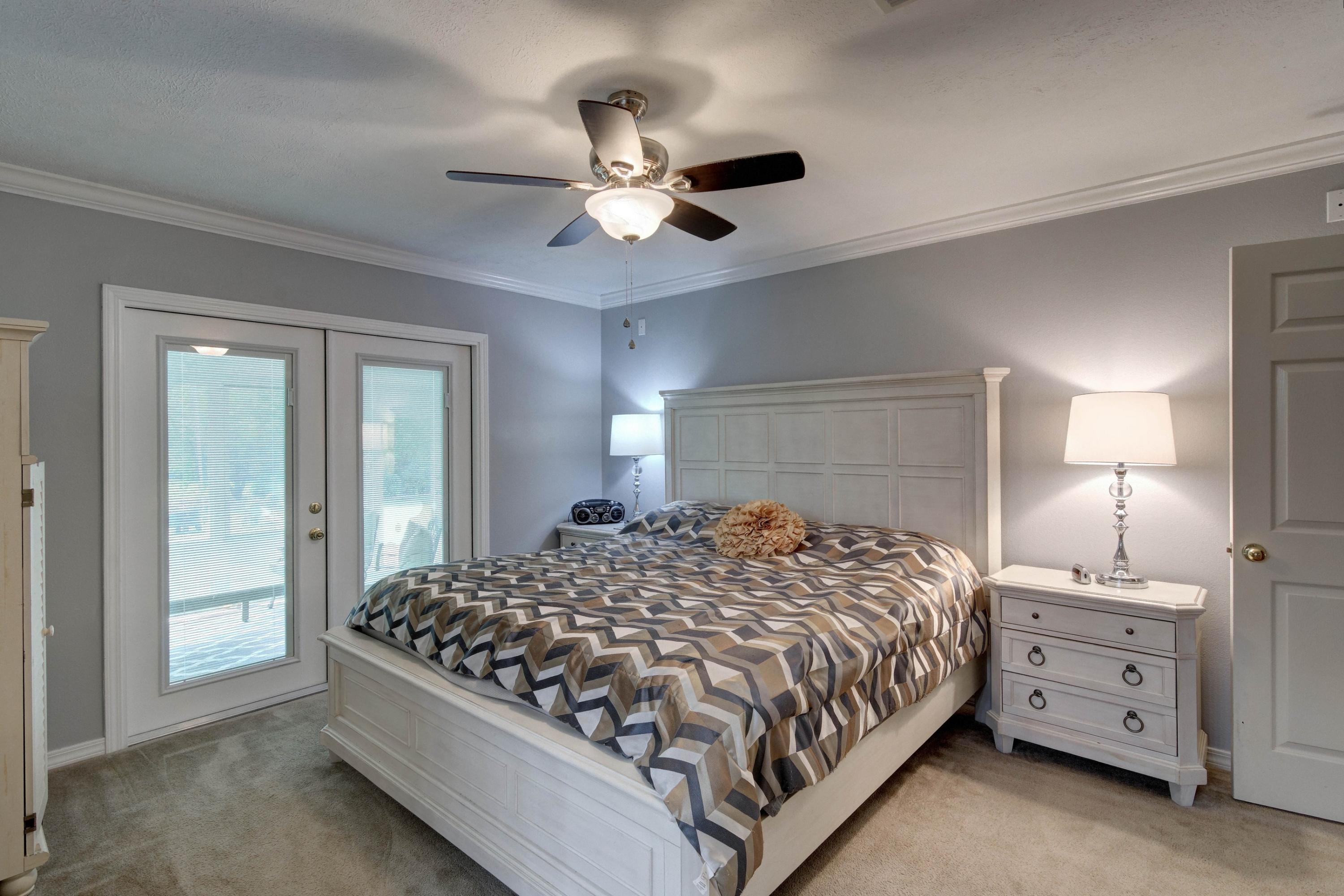 MARION MANOR - Residential