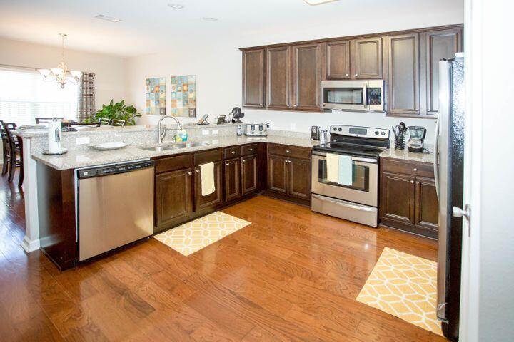 Redwood Village - Residential