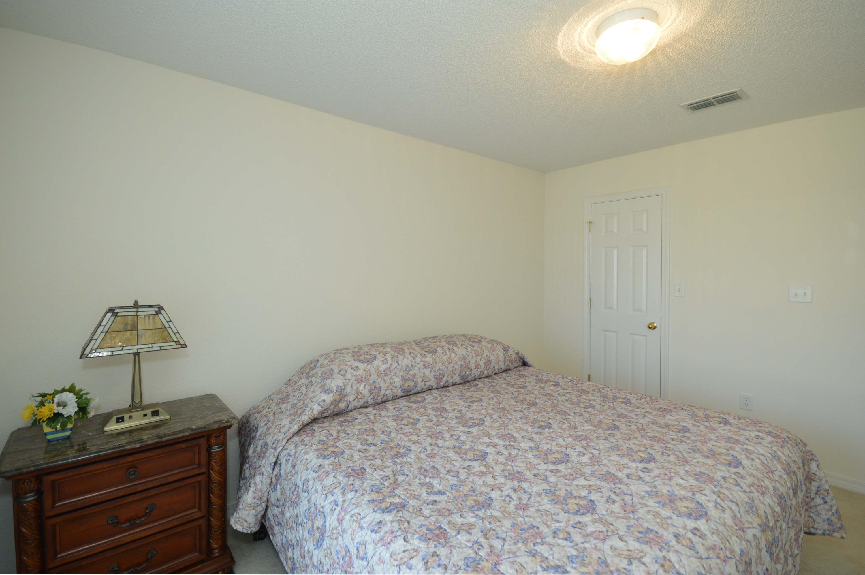 HAMPTON RIDGE - Residential