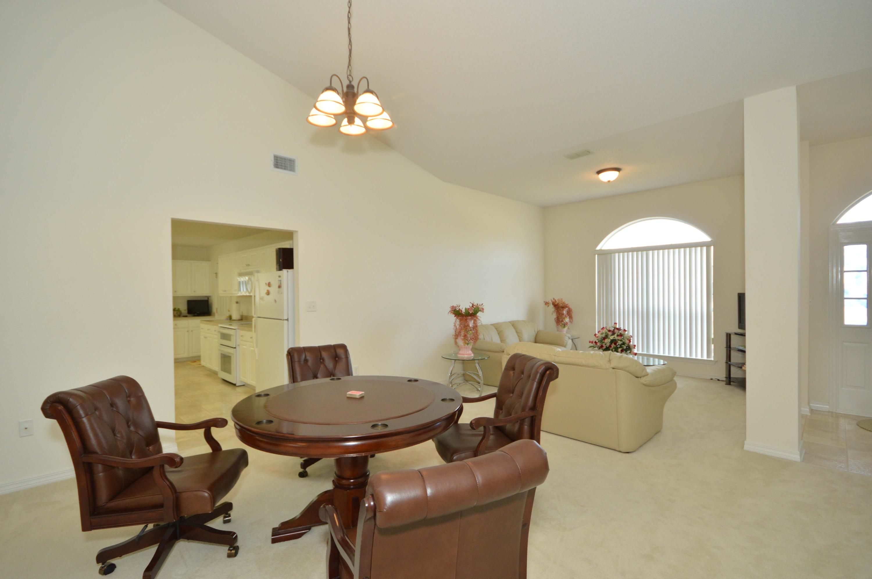 HAMPTON RIDGE - Residential