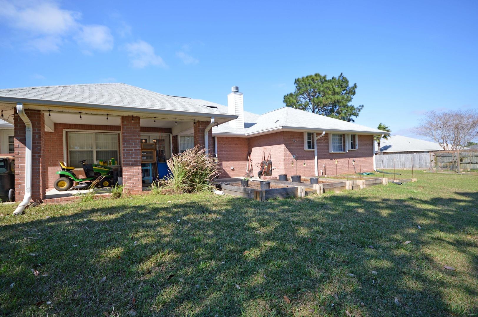 HAMPTON RIDGE - Residential