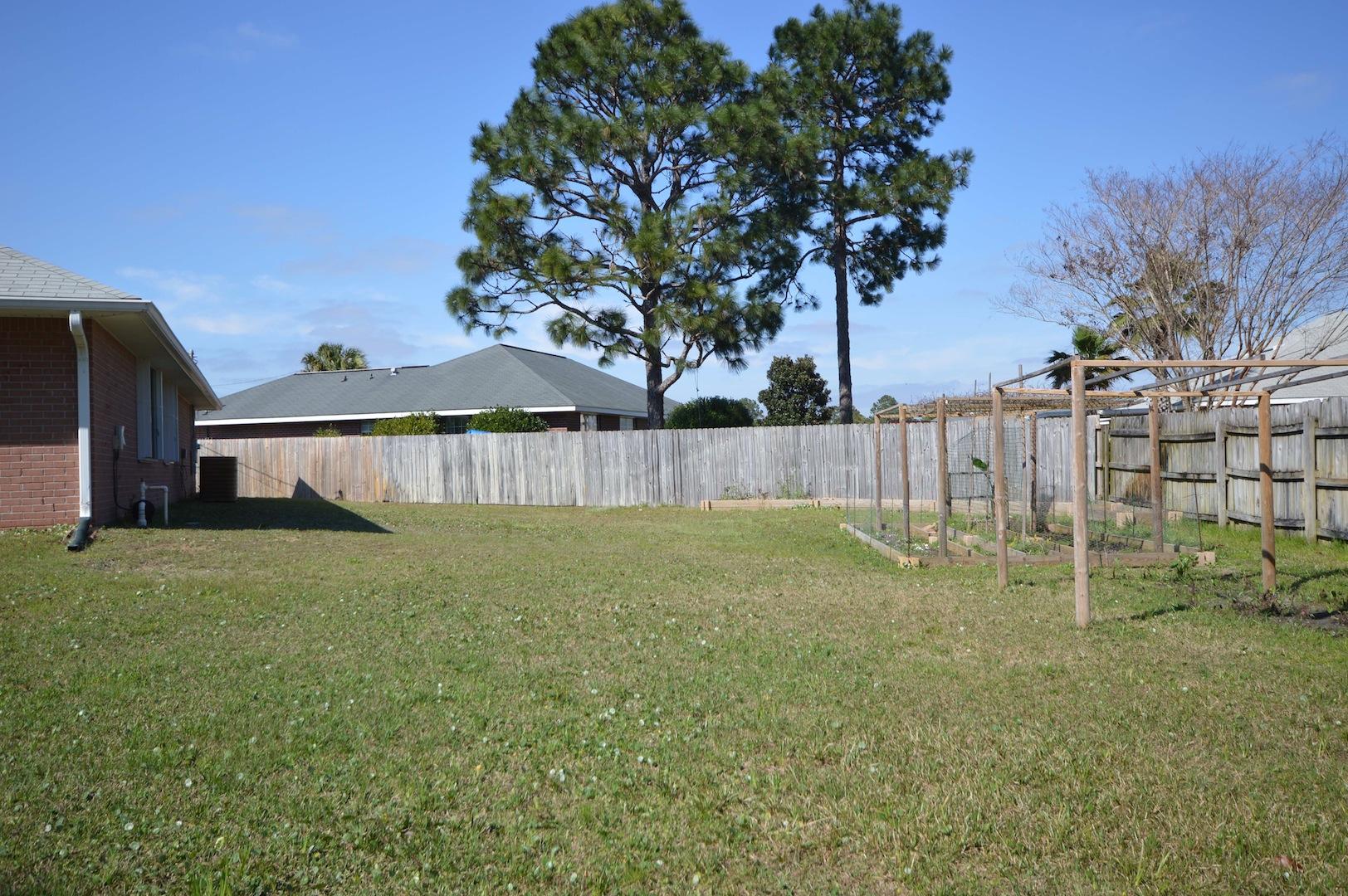 HAMPTON RIDGE - Residential