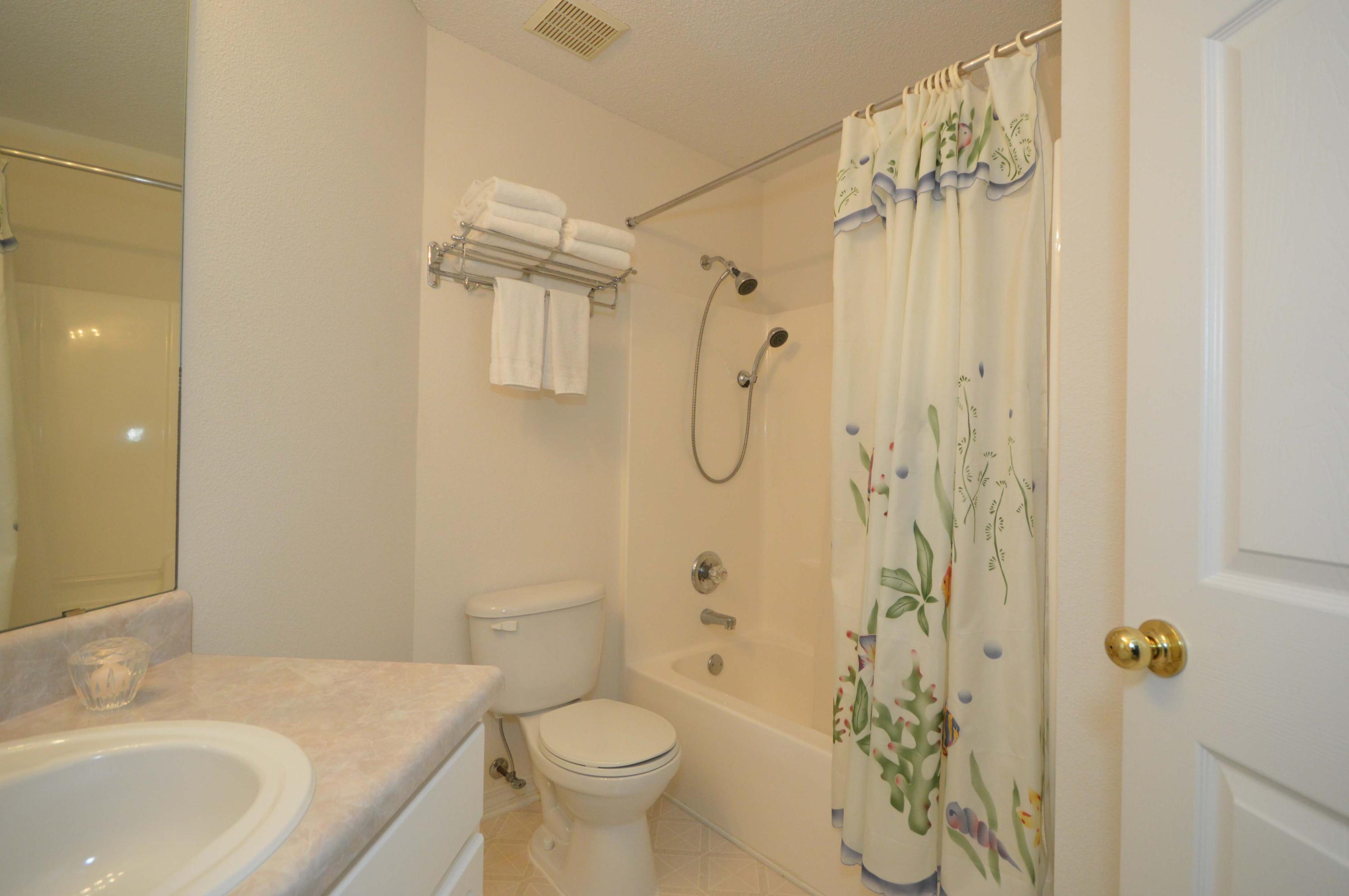 HAMPTON RIDGE - Residential