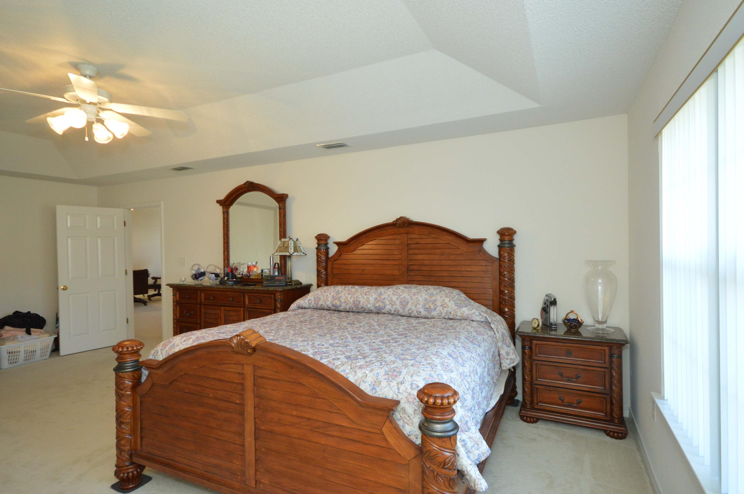 HAMPTON RIDGE - Residential