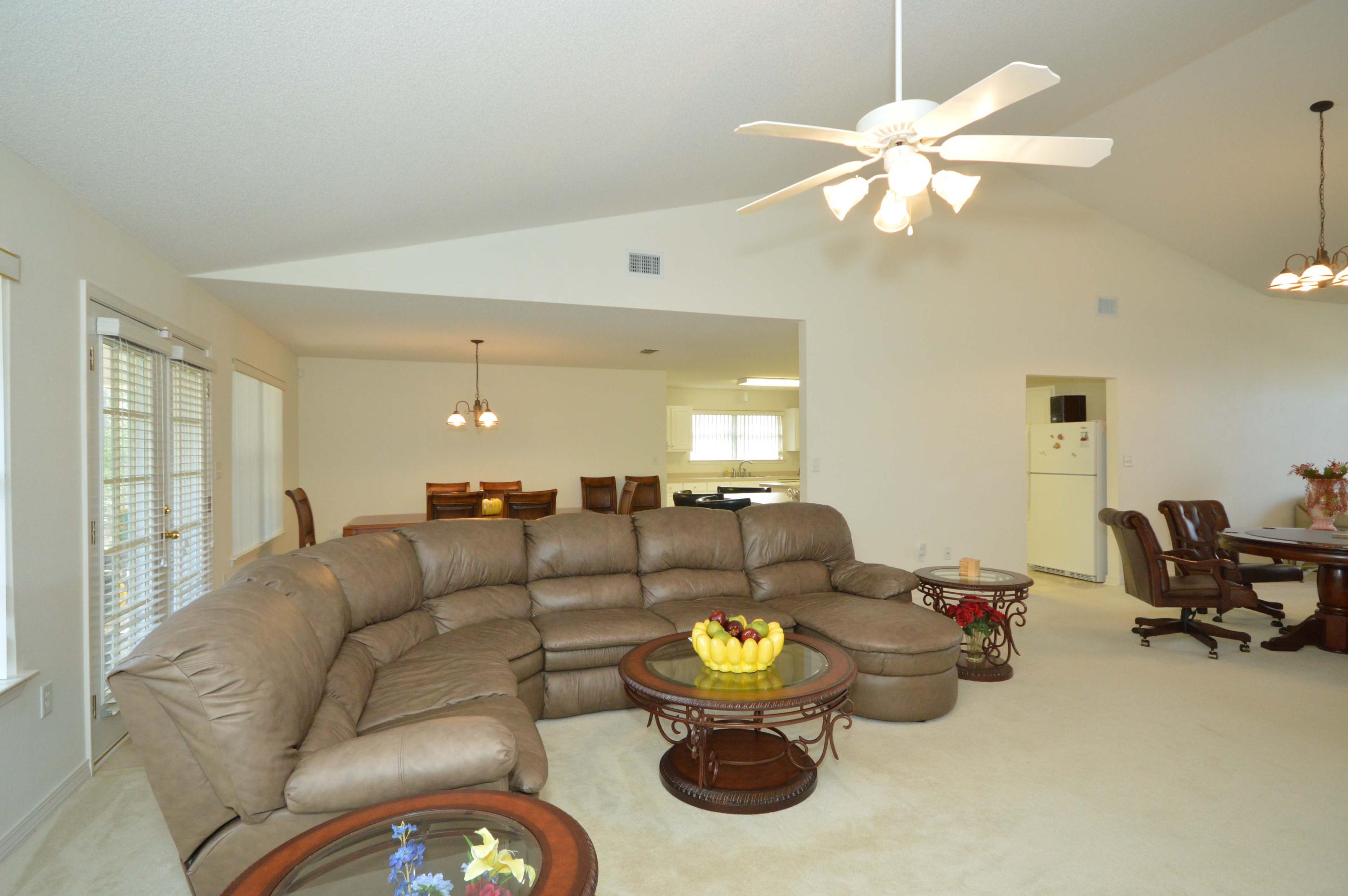 HAMPTON RIDGE - Residential