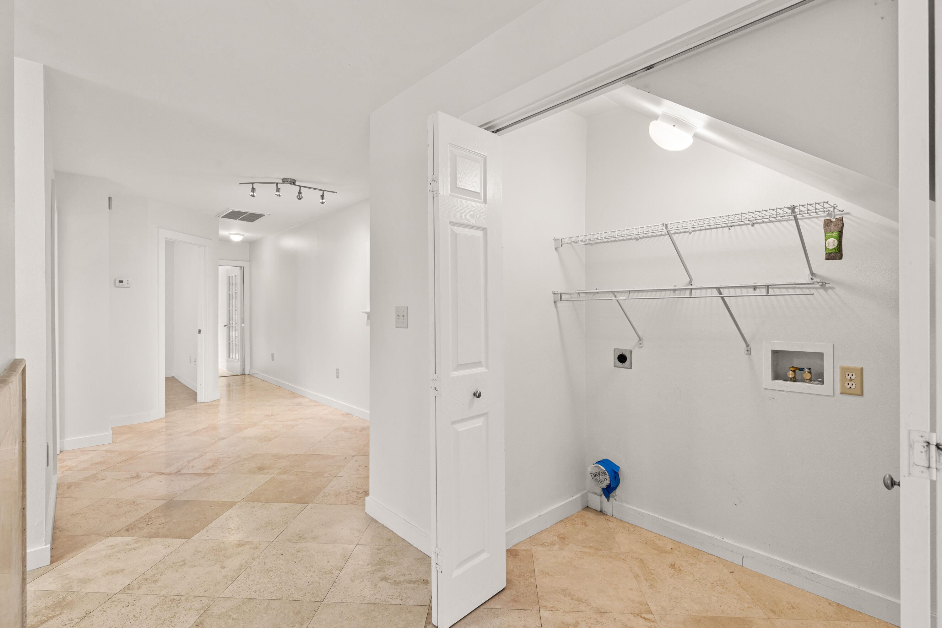 ESCADA - Residential