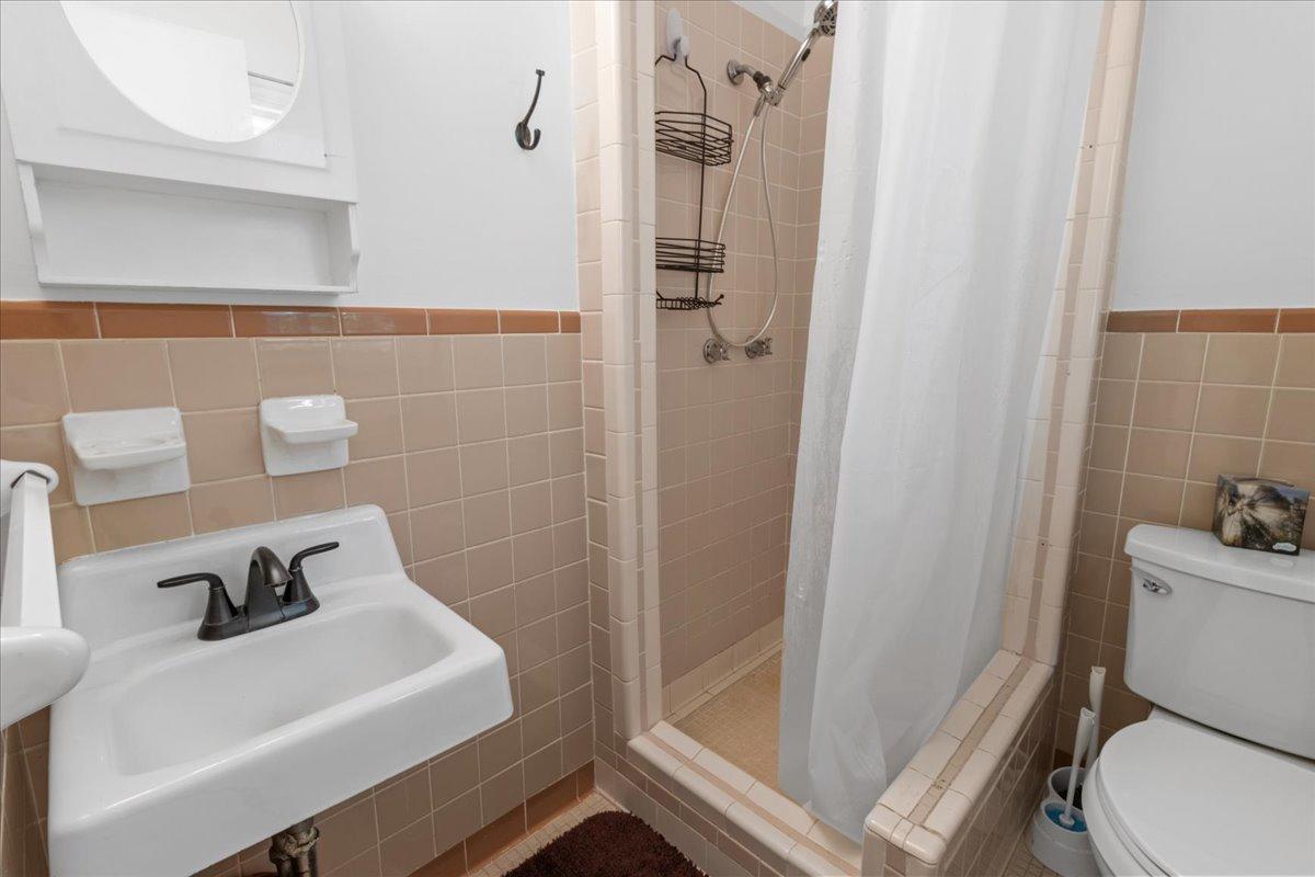 LAIRDS 2ND ADDN - Residential