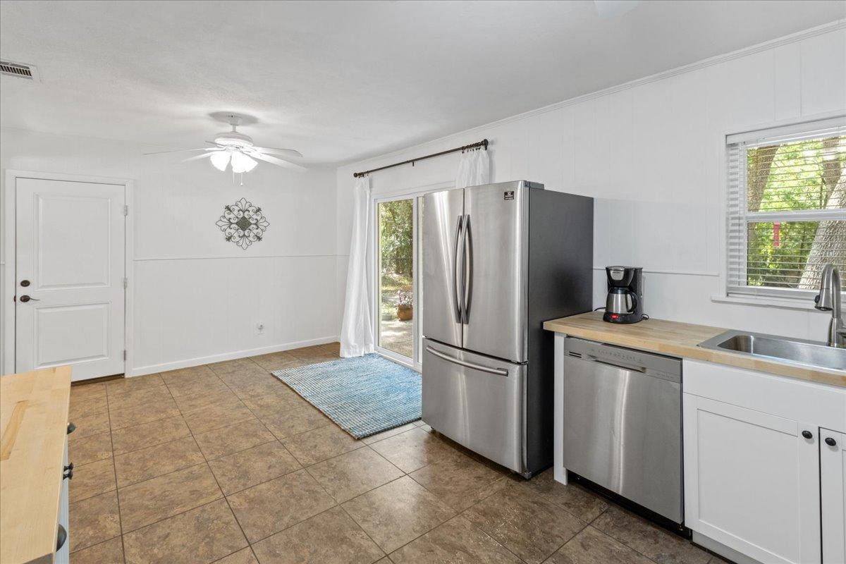 LAIRDS 2ND ADDN - Residential