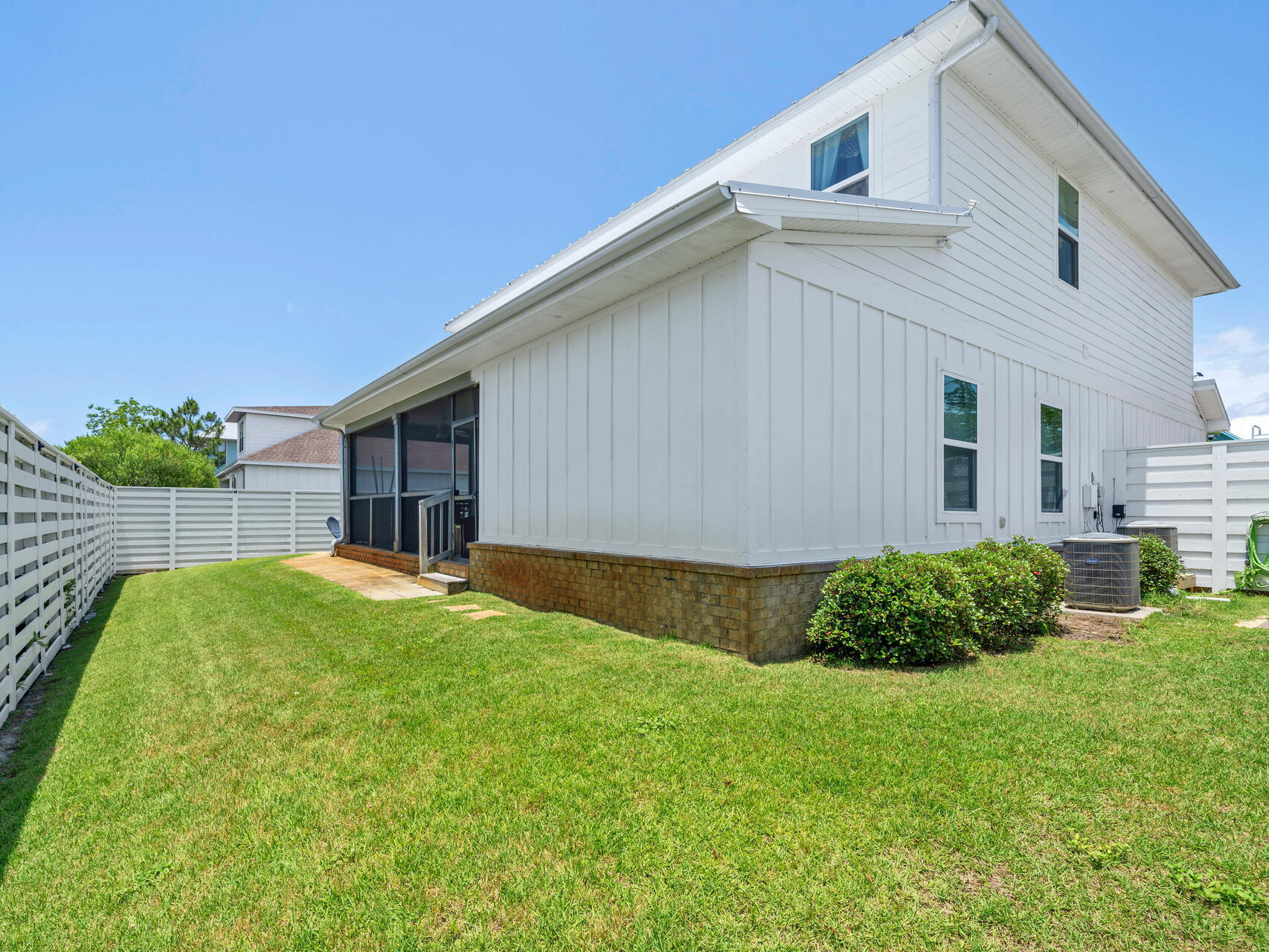 CYPRESS BREEZE PLANTATION - Residential