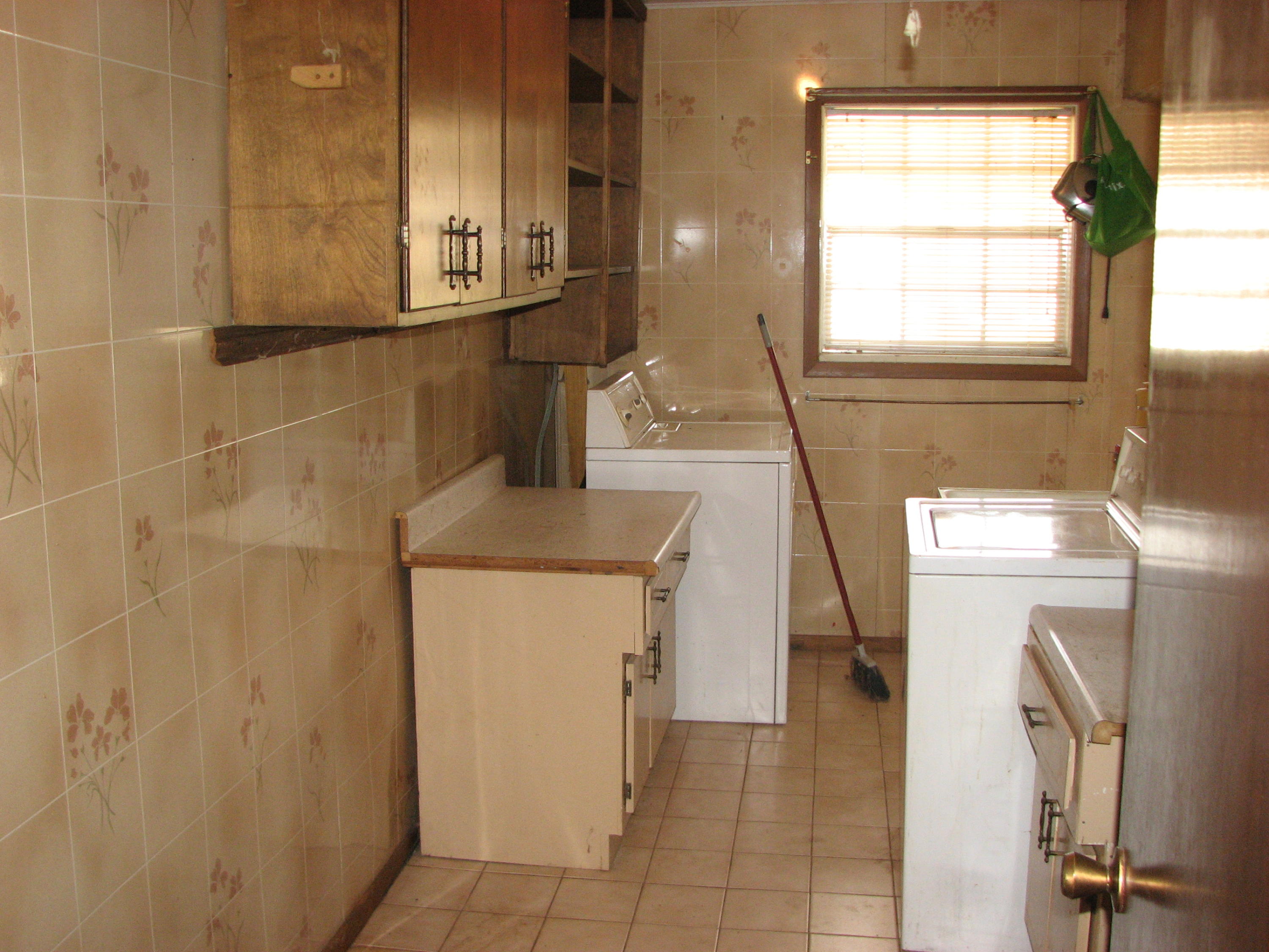 ADAMS POWELL - Residential