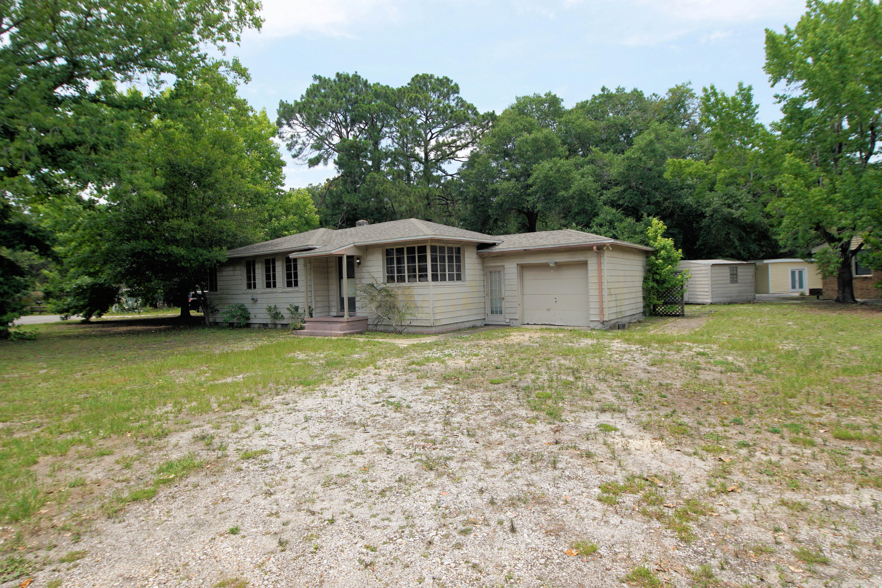 GARNIERS BEACH - Residential