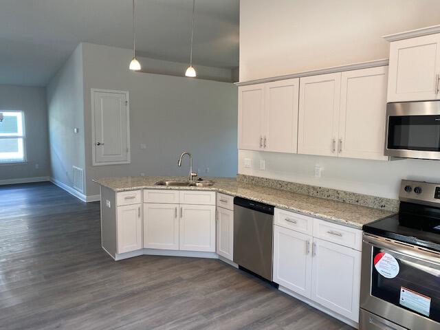 THE BLUFFS AT LAFAYETTE - Residential