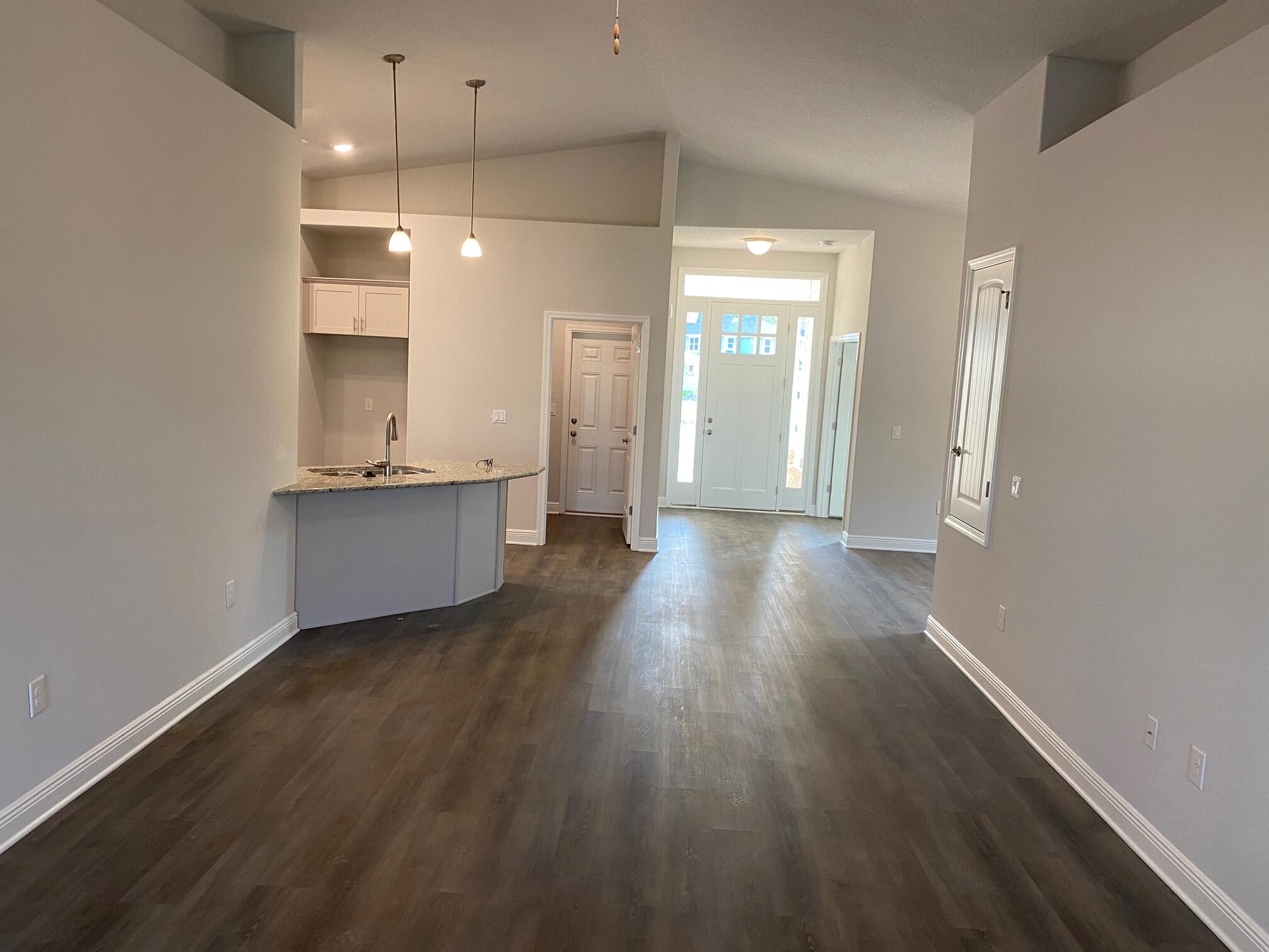 THE BLUFFS AT LAFAYETTE - Residential