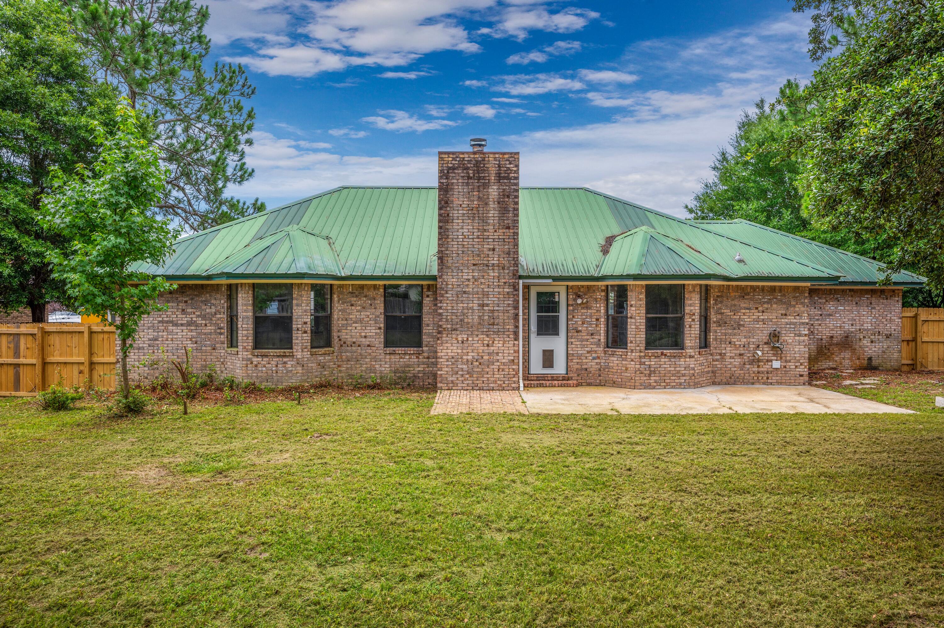 COUNTRYVIEW ESTATES 3RD ADDN - Residential Lease