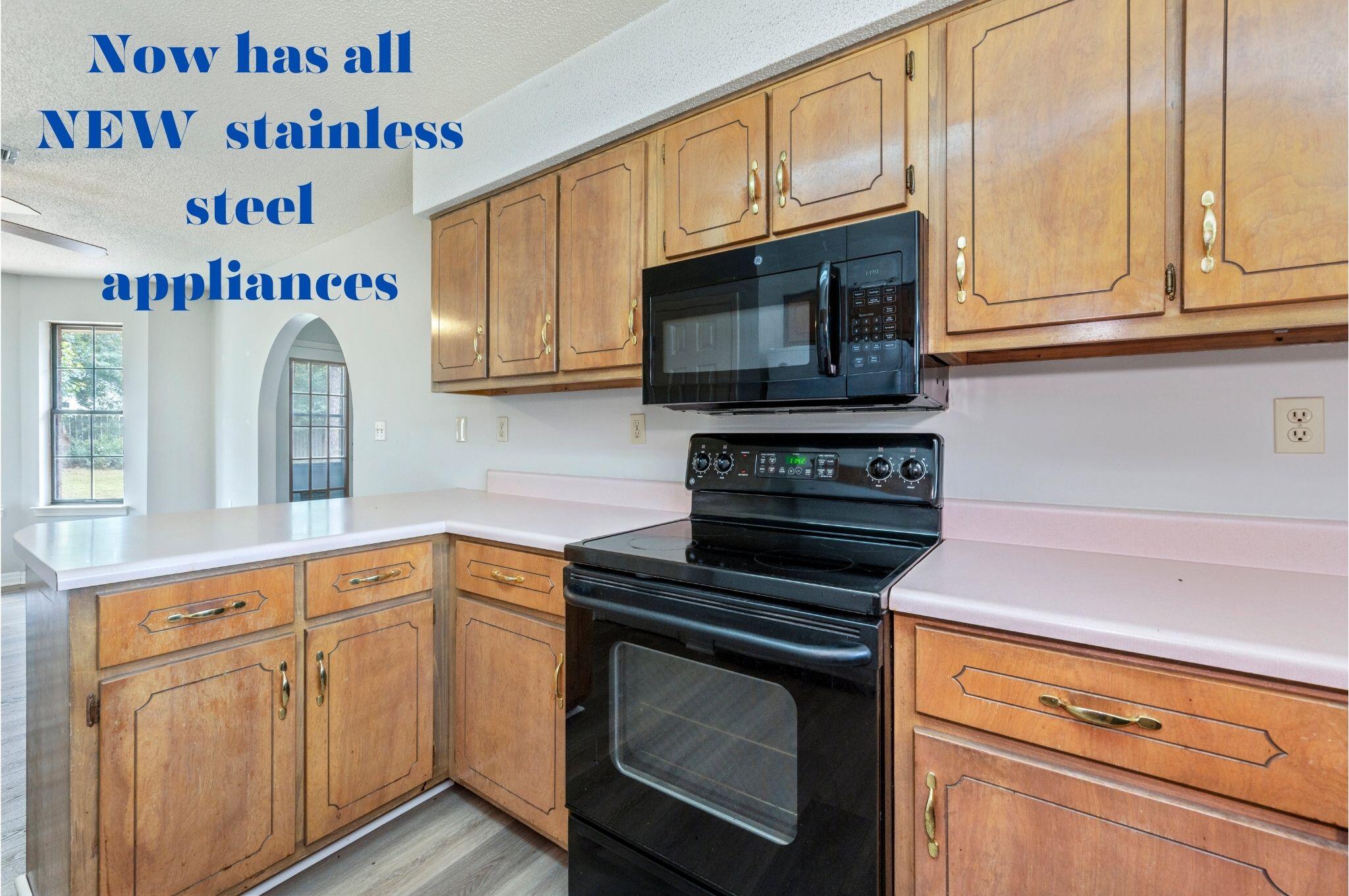 COUNTRYVIEW ESTATES 3RD ADDN - Residential Lease