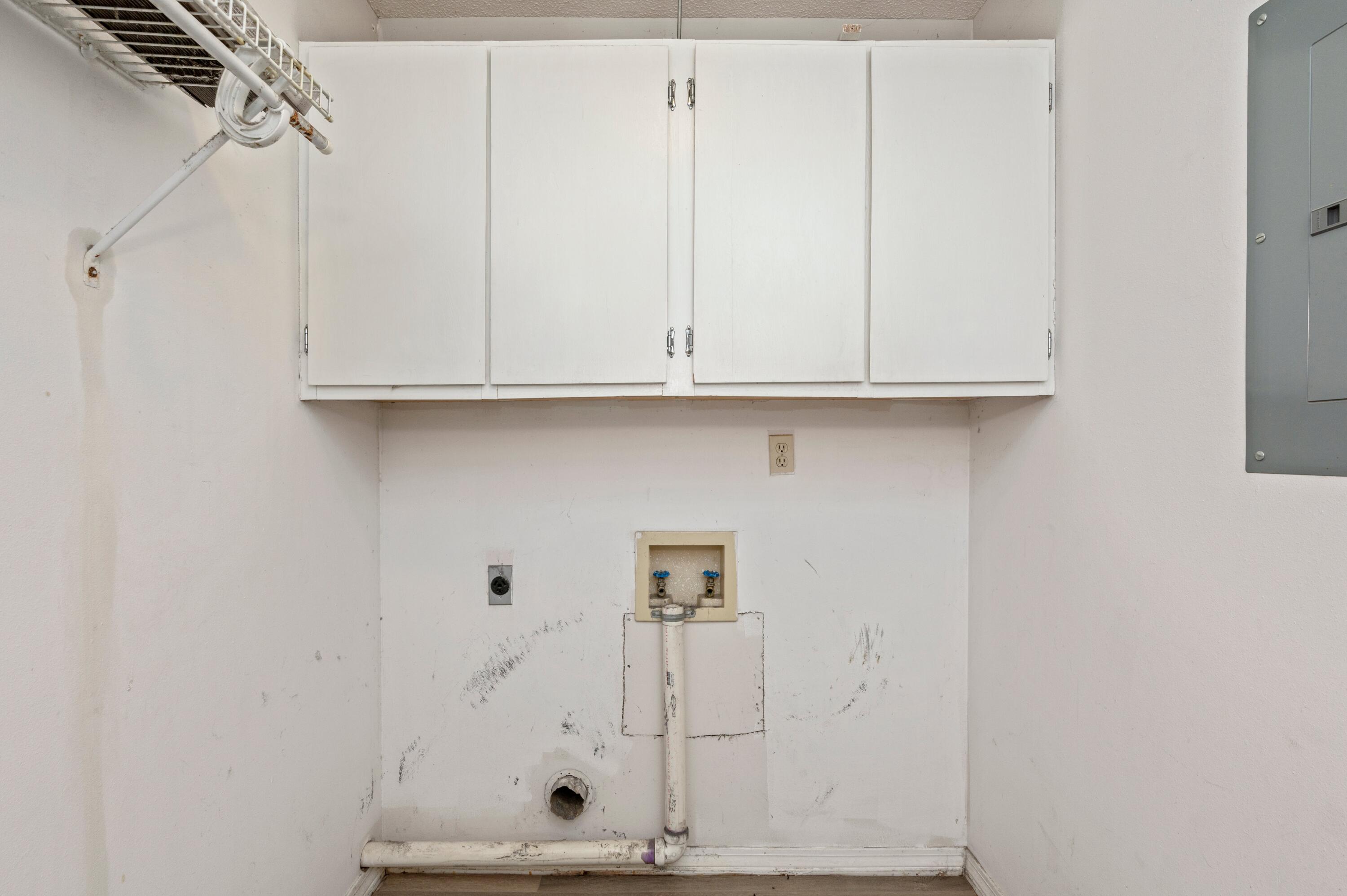 COUNTRYVIEW ESTATES 3RD ADDN - Residential Lease