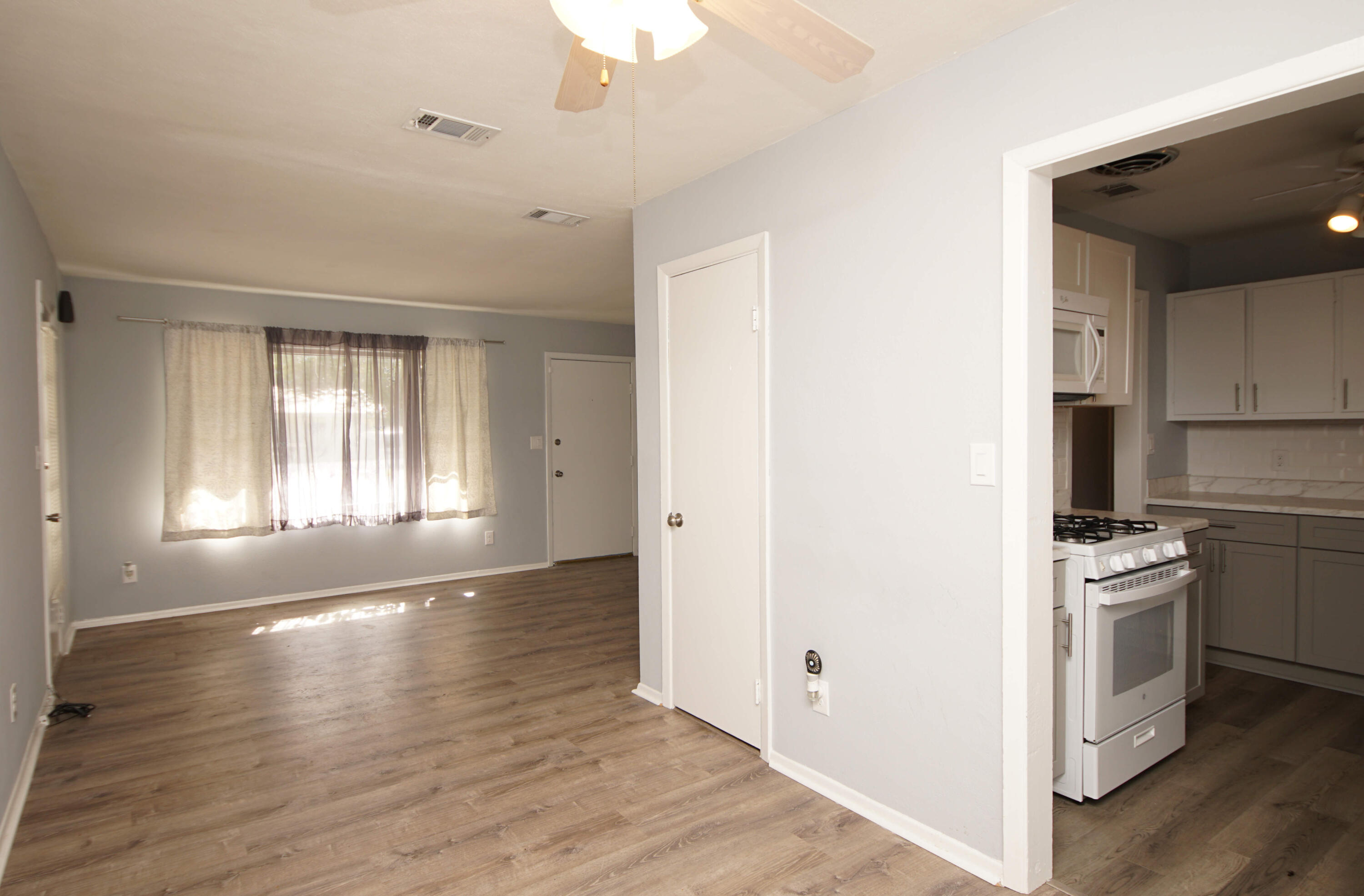 VALPARAISO PLAT 01 - Residential Lease