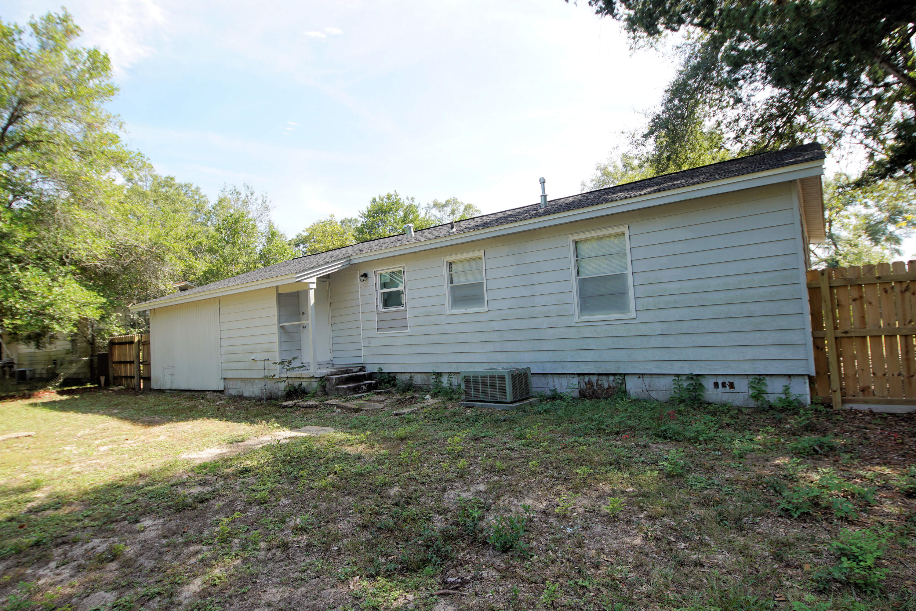 VALPARAISO PLAT 01 - Residential Lease