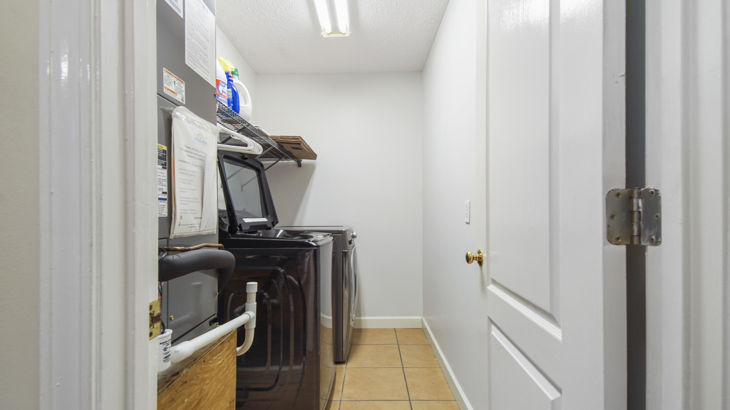 SEACLUSION BEACH - Residential