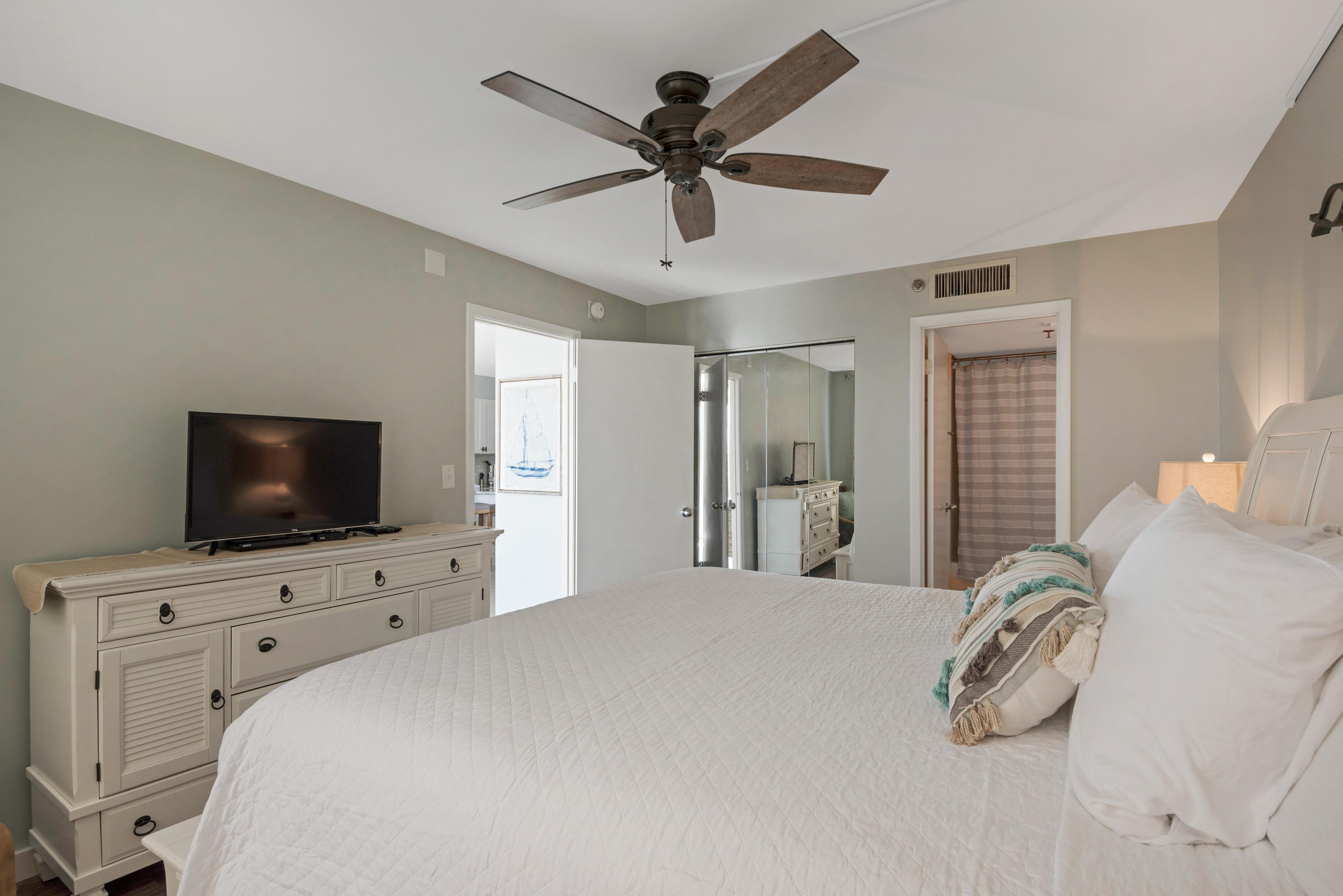 MAGNOLIA HOUSE - Residential