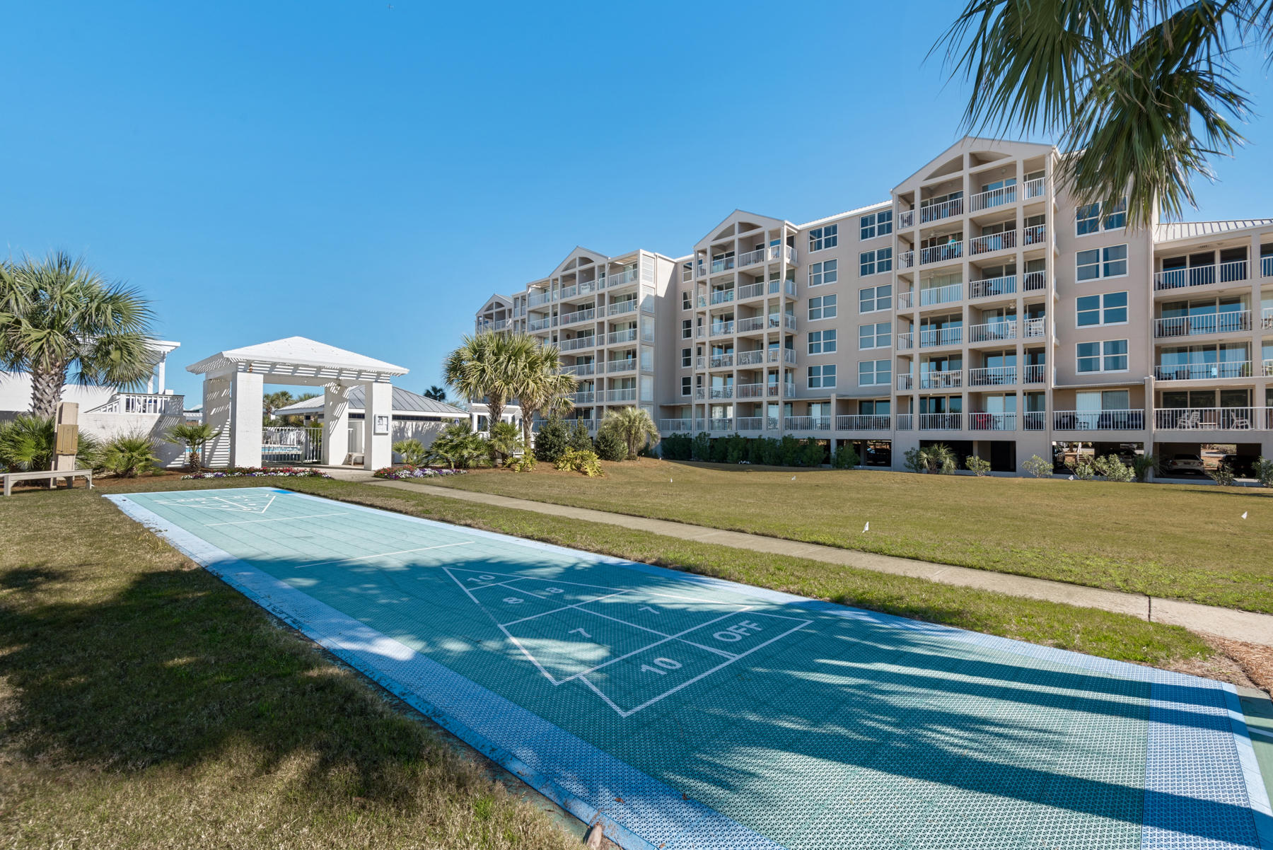 MAGNOLIA HOUSE - Residential